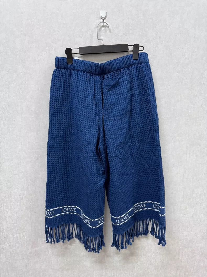 Loewe LOEWE sizeXS Furled-up fringed shorts Size 26" / US 2 / IT 38 - 2 Thumbnail