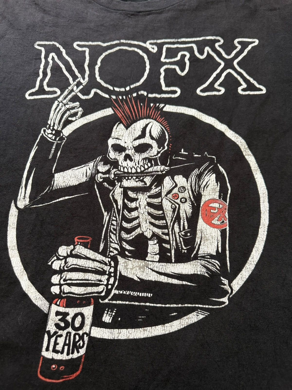 Other vintage sunfaded nofx 2013 30 yr anniversary eu tour tee Size US M / EU 48-50 / 2 - 4 Thumbnail