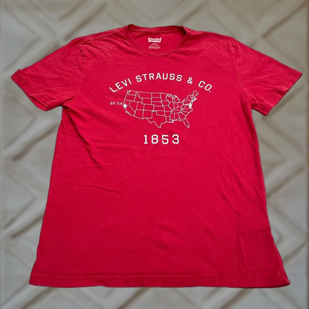 Levi's Levi's Graphic T-Shirt Mens Medium Red Cotton Casual Tee Streetwear Size US M / EU 48-50 / 2 - 1 Thumbnail