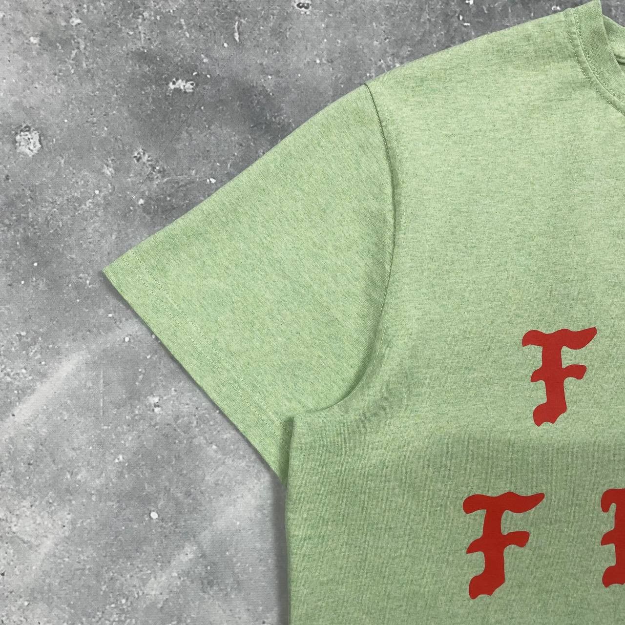Other T-Post Fan First Reversible T Shirt Green Size L Size US L / EU 52-54 / 3 - 6 Thumbnail