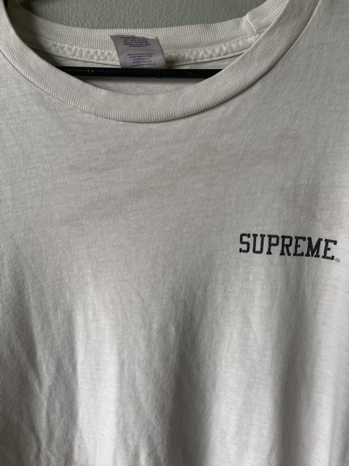 Japanese Brand Supreme x AKIRA used tee Size US S / EU 44-46 / 1 - 6 Thumbnail