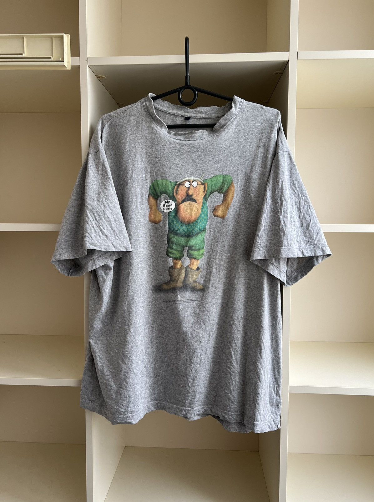 Vintage 1999 Vintage Monty Python Flying Circus My Brain Hunts Tee Size US L / EU 52-54 / 3 - 1 Thumbnail