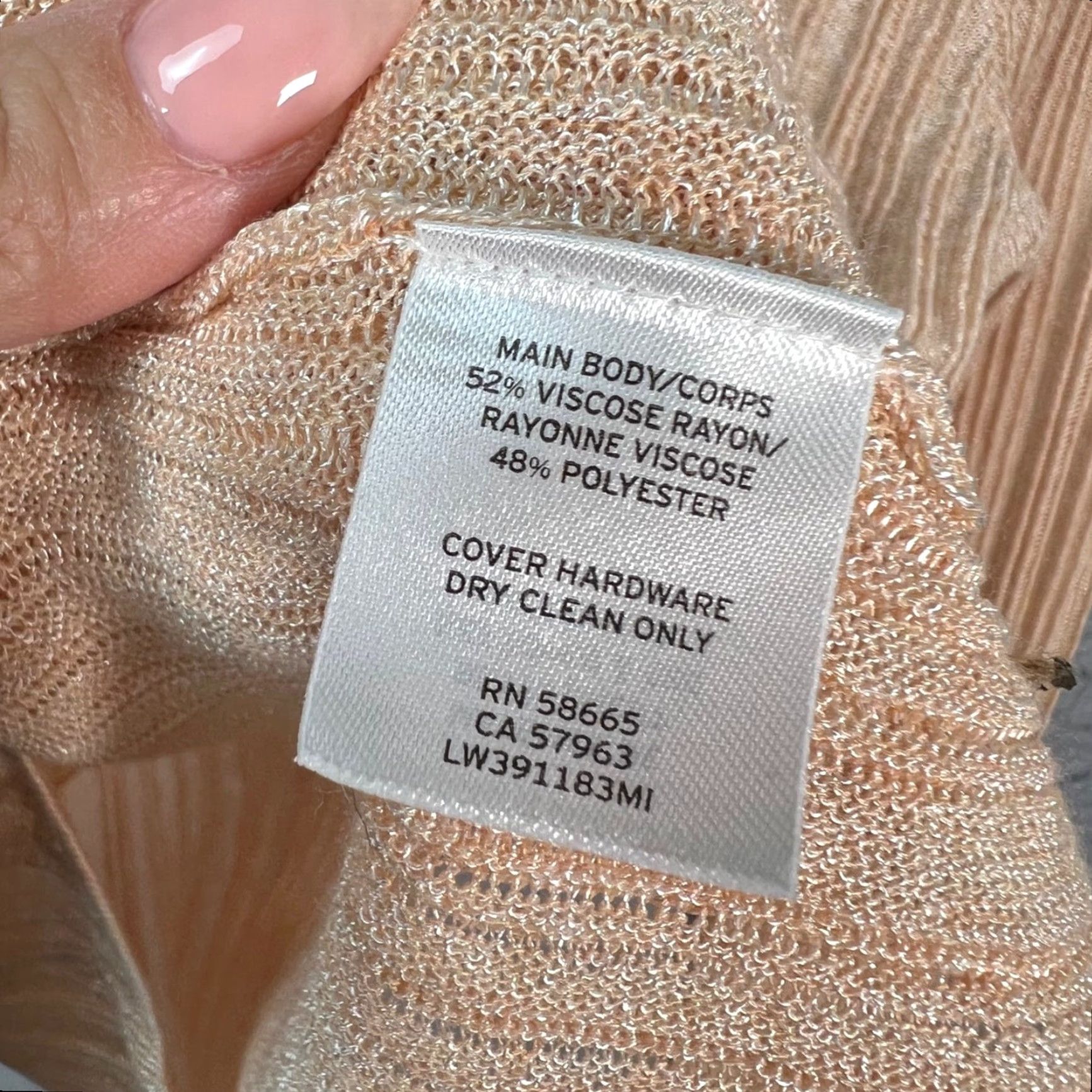 Vintage Lewit Womens Small V-Neck Metallic Ribbed Long Sleeve Top Peach Viscose Blend Shirt Women Small Peach Size S / US 4 / IT 40 - 4 Thumbnail