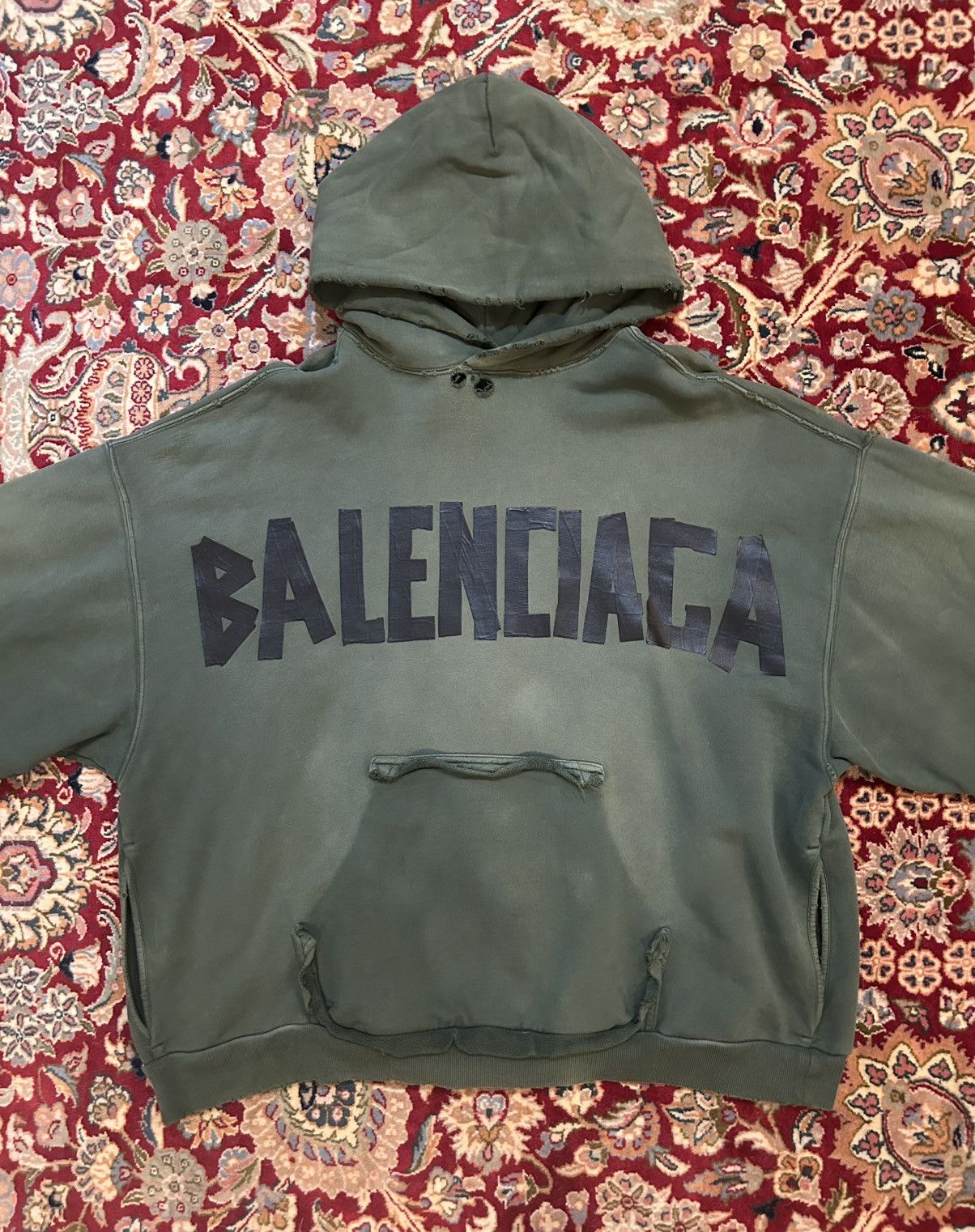 Balenciaga Balenciaga Tape Type Ripped Pocket Hoodie Size US S / EU 44-46 / 1 - 1 Thumbnail
