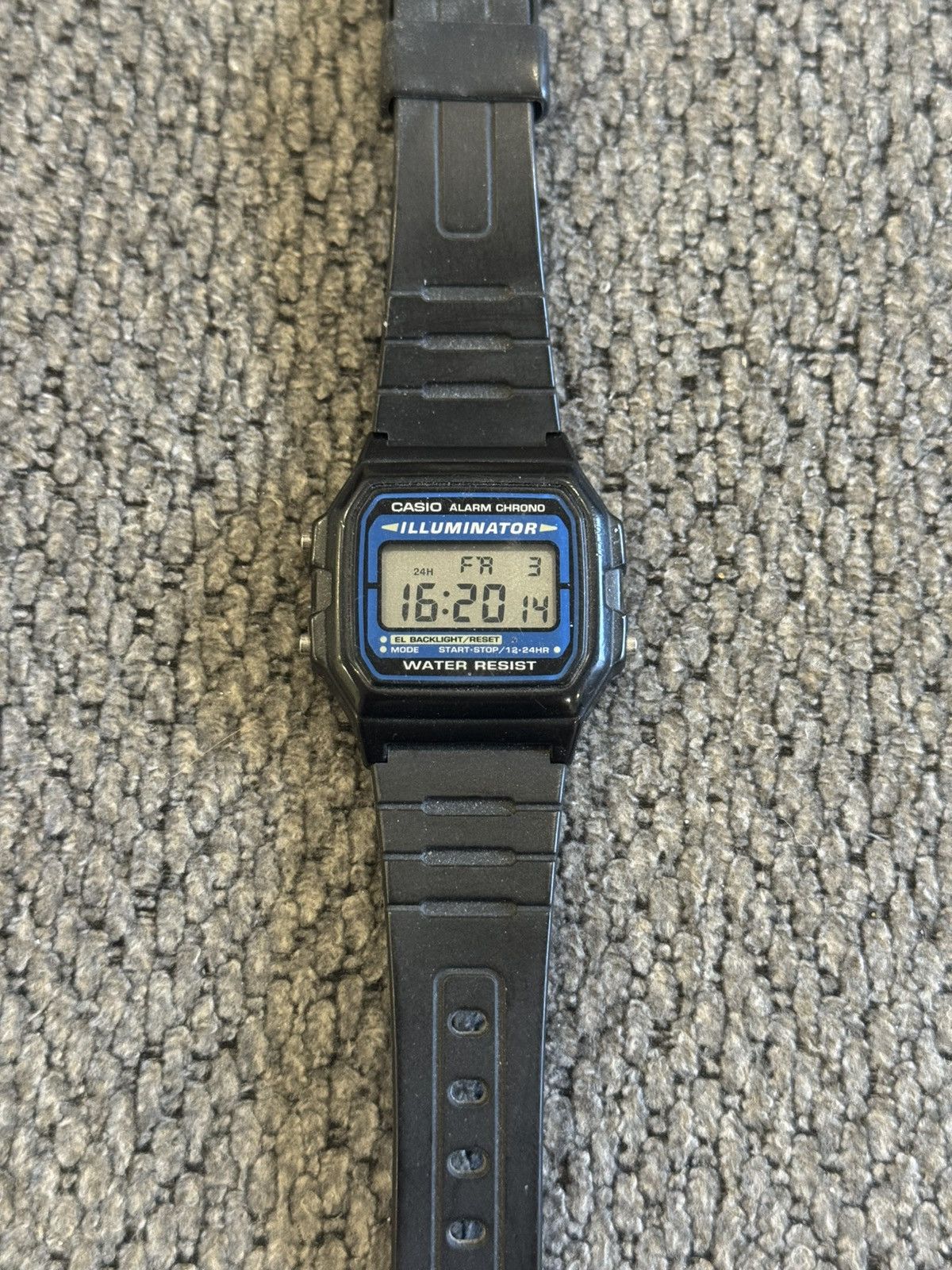 Casio Casio Black Rubber Digital Watch Men's Illuminator F105W Size ONE SIZE - 1 Thumbnail