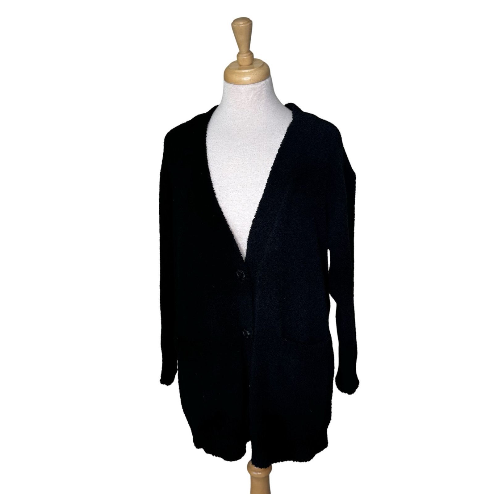 Ugg UGG Australia Cozy Oversized V Neck Button Up Cardigan Size M / US 6-8 / IT 42-44 - 1 Thumbnail