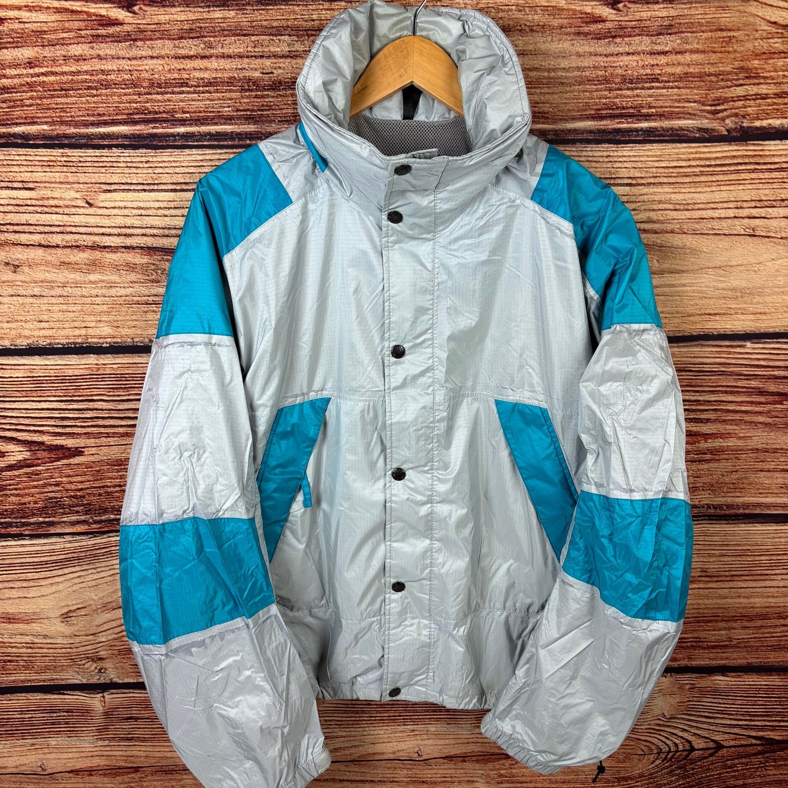 The North Face × Vintage Vintage 1990s The North Face Gray & Teal Windbreaker Jacket Size US M / EU 48-50 / 2 - 1 Thumbnail