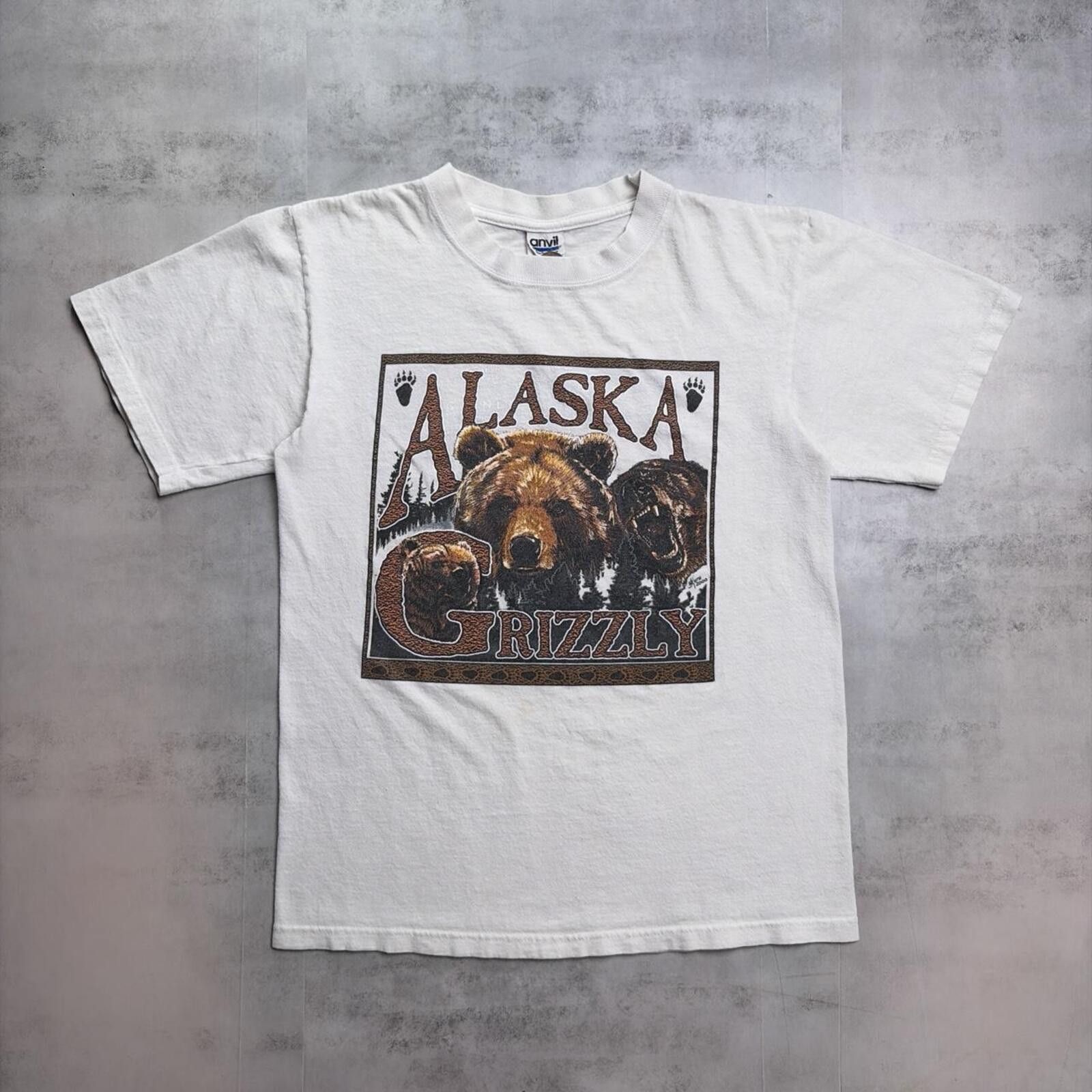 Anvil Vintage 2000 White Alaska Grizzly Bear Nature T-Shirt Size US S / EU 44-46 / 1 - 1 Thumbnail