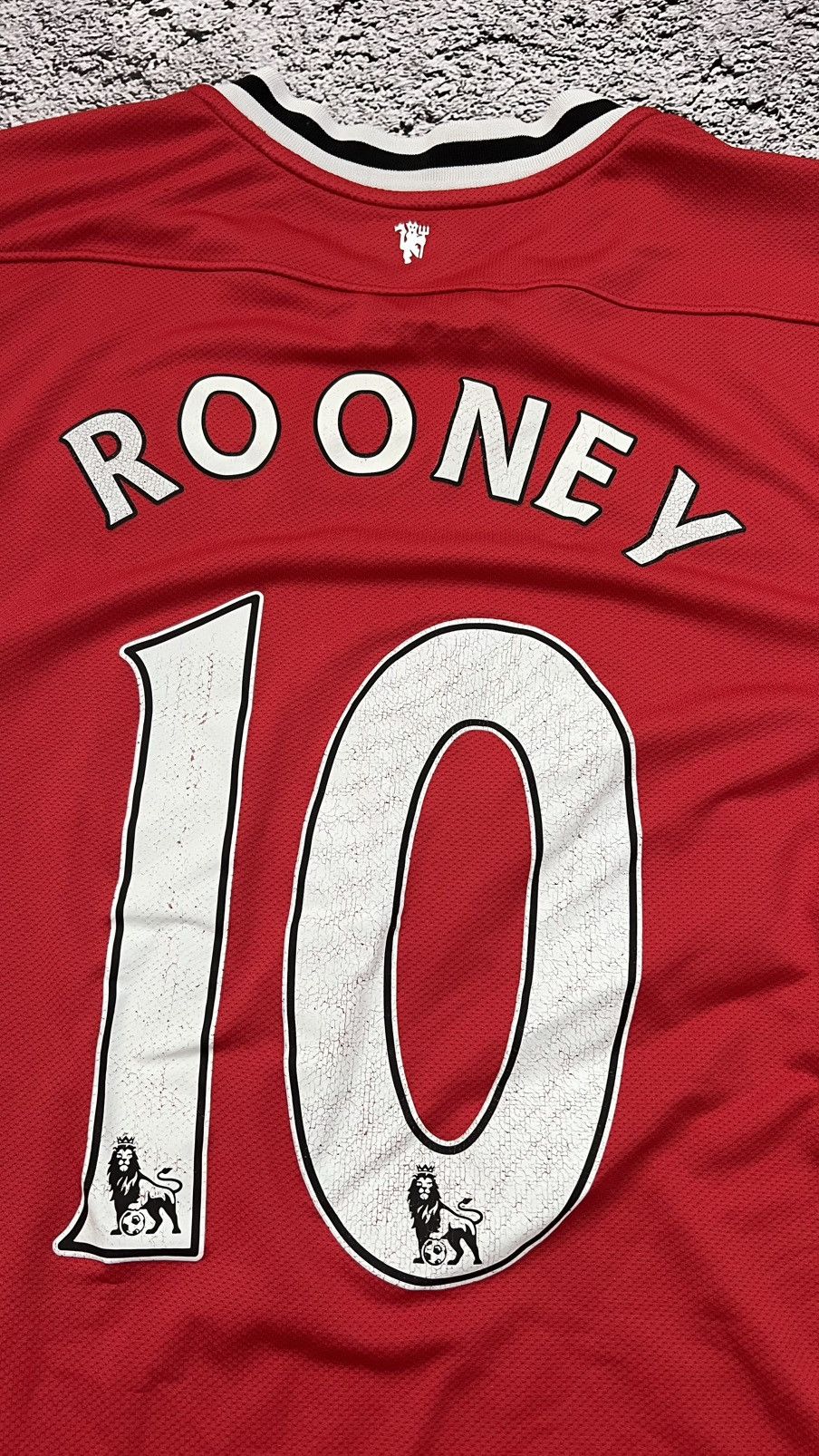 Nike FC Manchester United Wayne Rooney nike vintage jersey AON Size US M / EU 48-50 / 2 - 5 Thumbnail