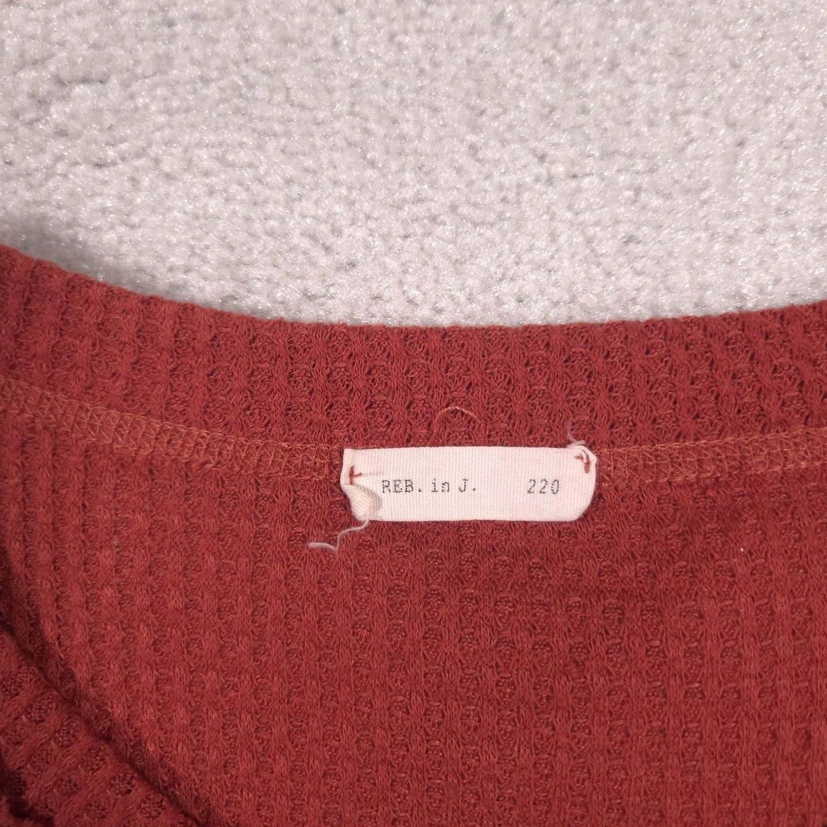 Vintage REB. in J. Shirt Womens S Red V-Neck Long Sleeve Waffle Knit Tunic Top Size S / US 4 / IT 40 - 5 Thumbnail