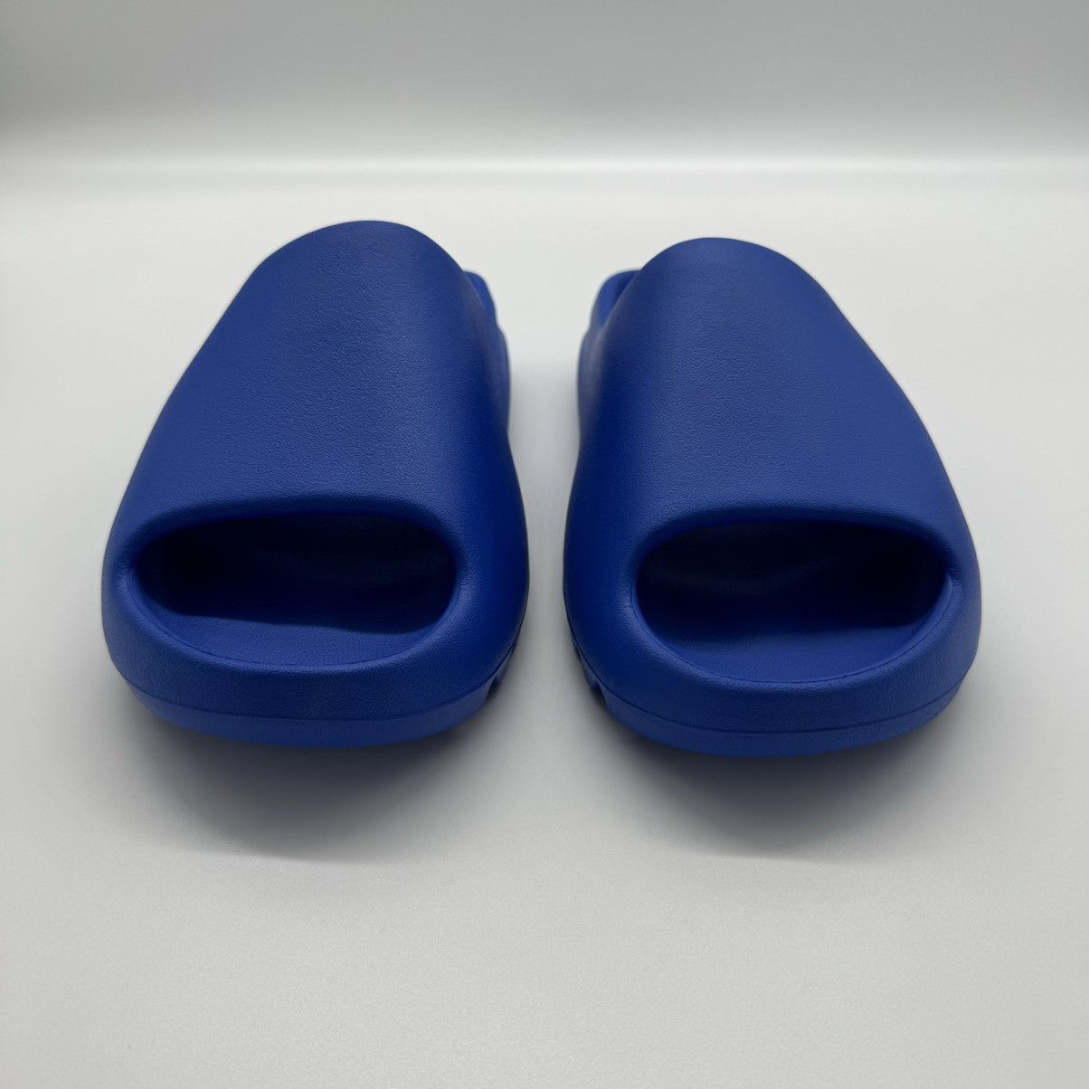 Adidas Adidas Yeezy Slide Azure Size US 10 / EU 43 - 3 Thumbnail