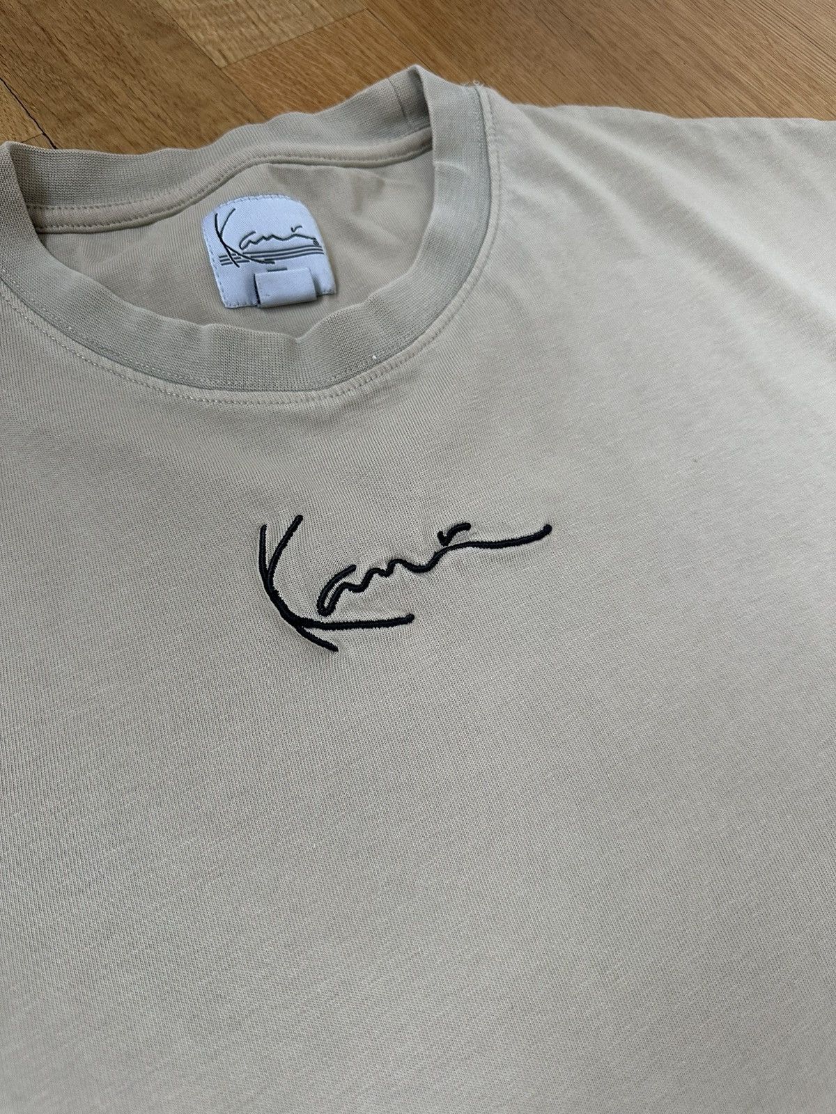 Karl Kani Vintage Karl Kani T-shirt Centre Logo Size US S / EU 44-46 / 1 - 8 Thumbnail