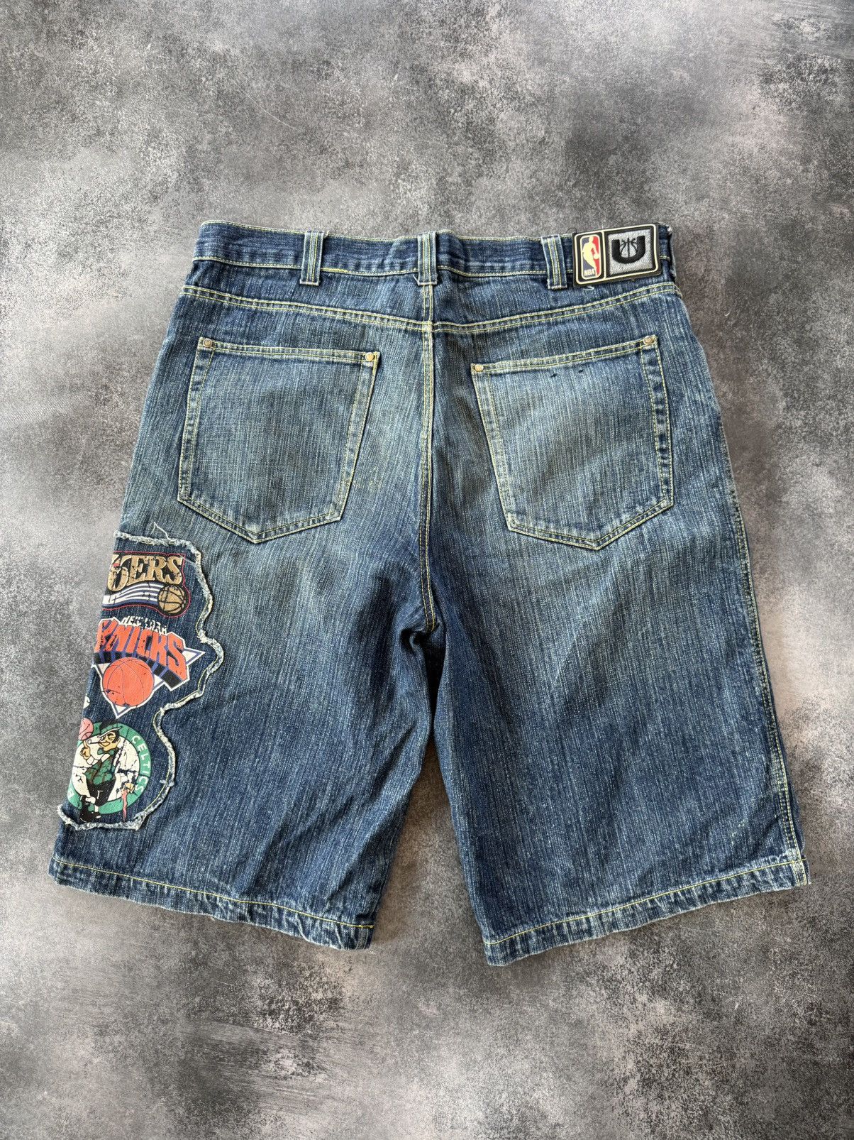 NBA Vintage UNK NBA Team Denim Shorts Size US 40 / EU 56 - 5 Thumbnail