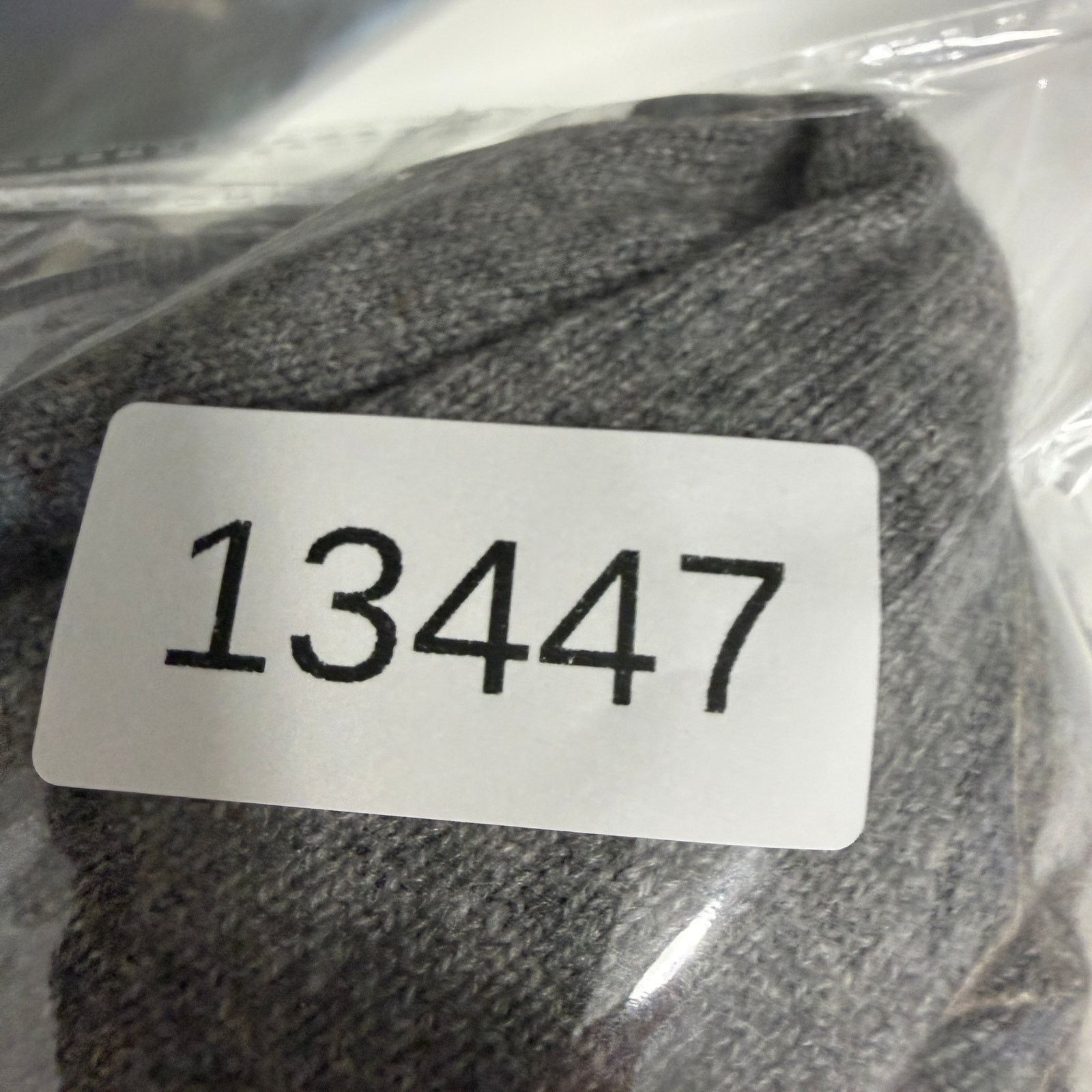 Joseph & Lyman Joseph & Lyman 100% Cashmere V-Neck Sweater Extra Large Size US XL / EU 56 / 4 - 10 Thumbnail