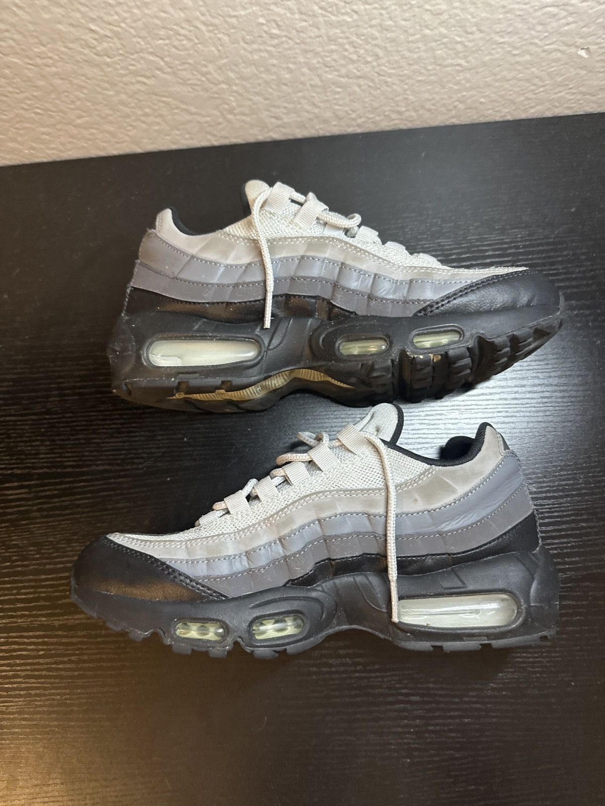 Nike Nike Air Max 95 White Grey Black Size US 7 / EU 40 - 3 Thumbnail