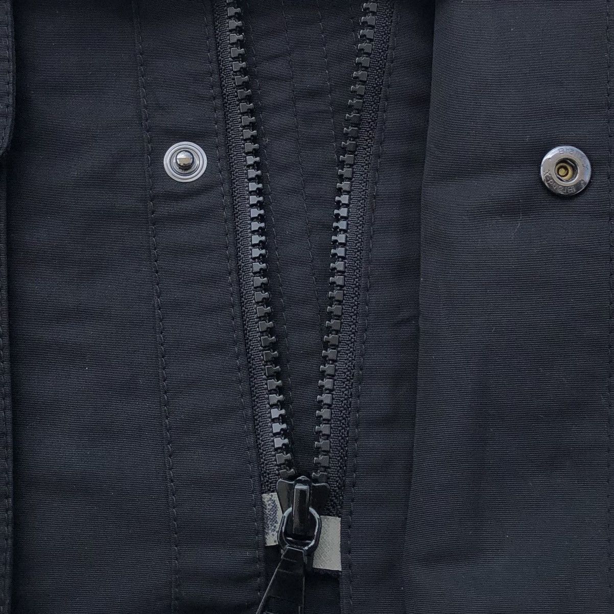 Uniqlo Uniqlo Men’s Black Field Nylon Jacket Size US M / EU 48-50 / 2 - 12 Thumbnail