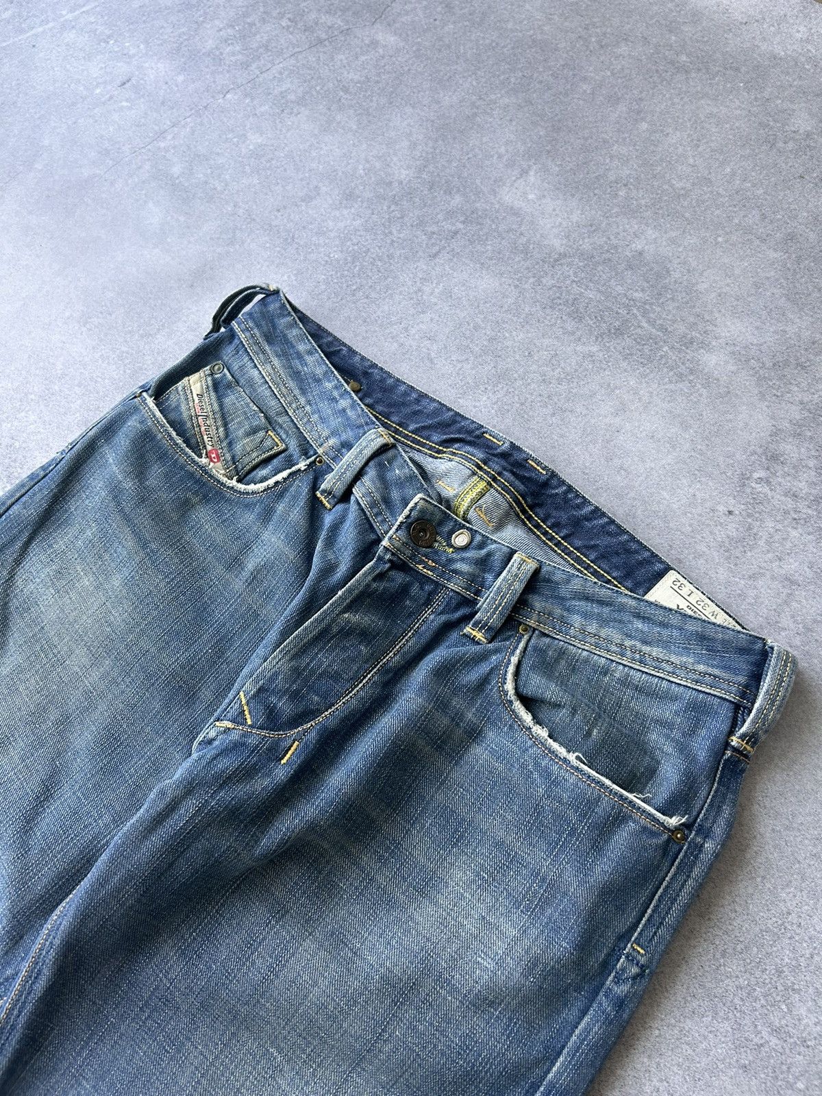 Diesel × Vintage Vintage Diesel Yarik distressed jeans mens y2k Size US 32 / EU 48 - 4 Thumbnail