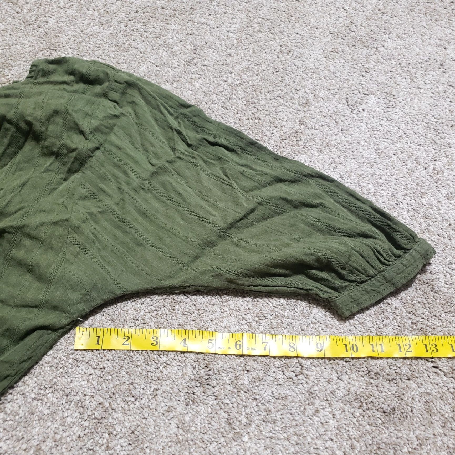 Vintage a.n.a Shirt XS Women Green Solid 3/4 Sleeve Round Neck Adult Womens XS Green Shirt Classic All Seasons Size XS / US 0-2 / IT 36-38 - 7 Thumbnail