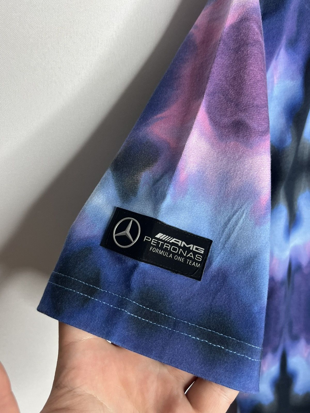 Puma Vintage Mercedes AMG Formula 1 Team Racing Tee T-Shirt Hype Size US L / EU 52-54 / 3 - 5 Thumbnail