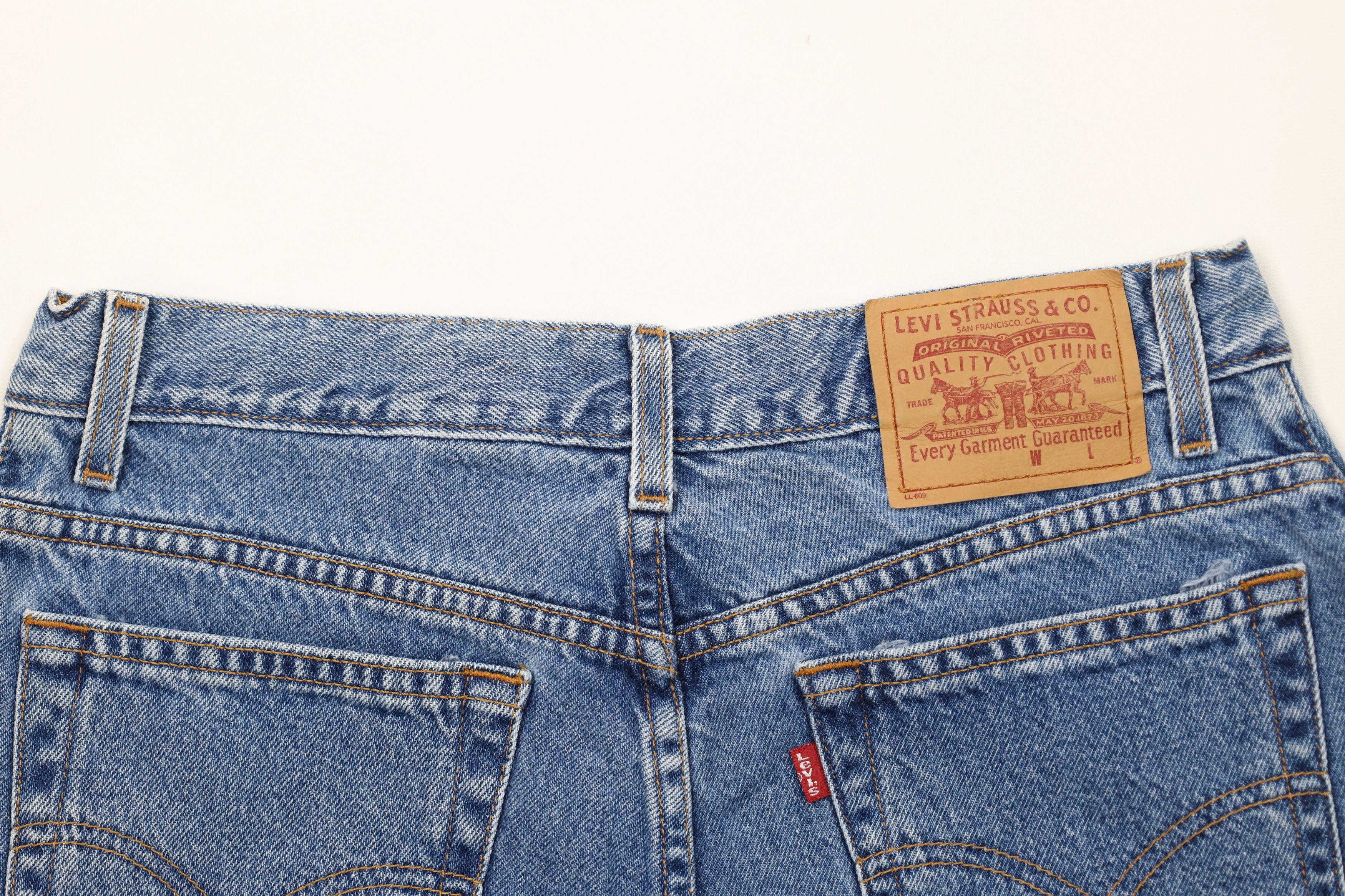 Levi's Vintage 90s Levis Relaxed Fit Denim Jean Shorts Jorts Blue Size 32" / US 10 / IT 46 - 10 Thumbnail