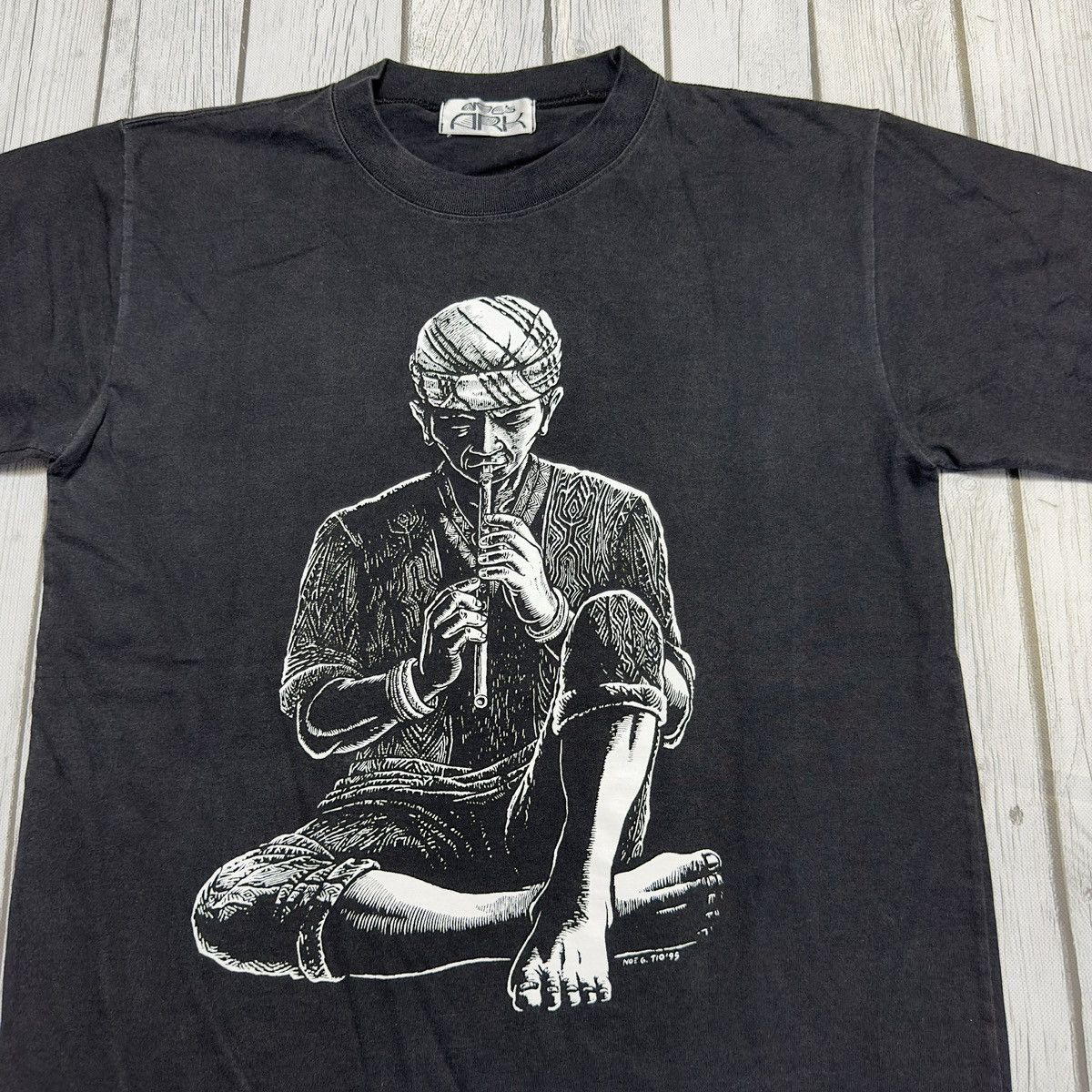 Vintage Vintage flute player tee Size US M / EU 48-50 / 2 - 3 Thumbnail
