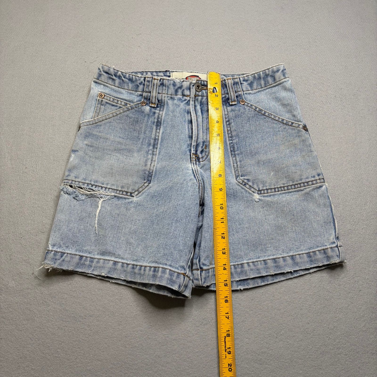 Vintage Vintage CHAZZZ Denim Carpenter Shorts Women’s Size 3 Y2K Size 27" / US 4 / IT 40 - 5 Thumbnail