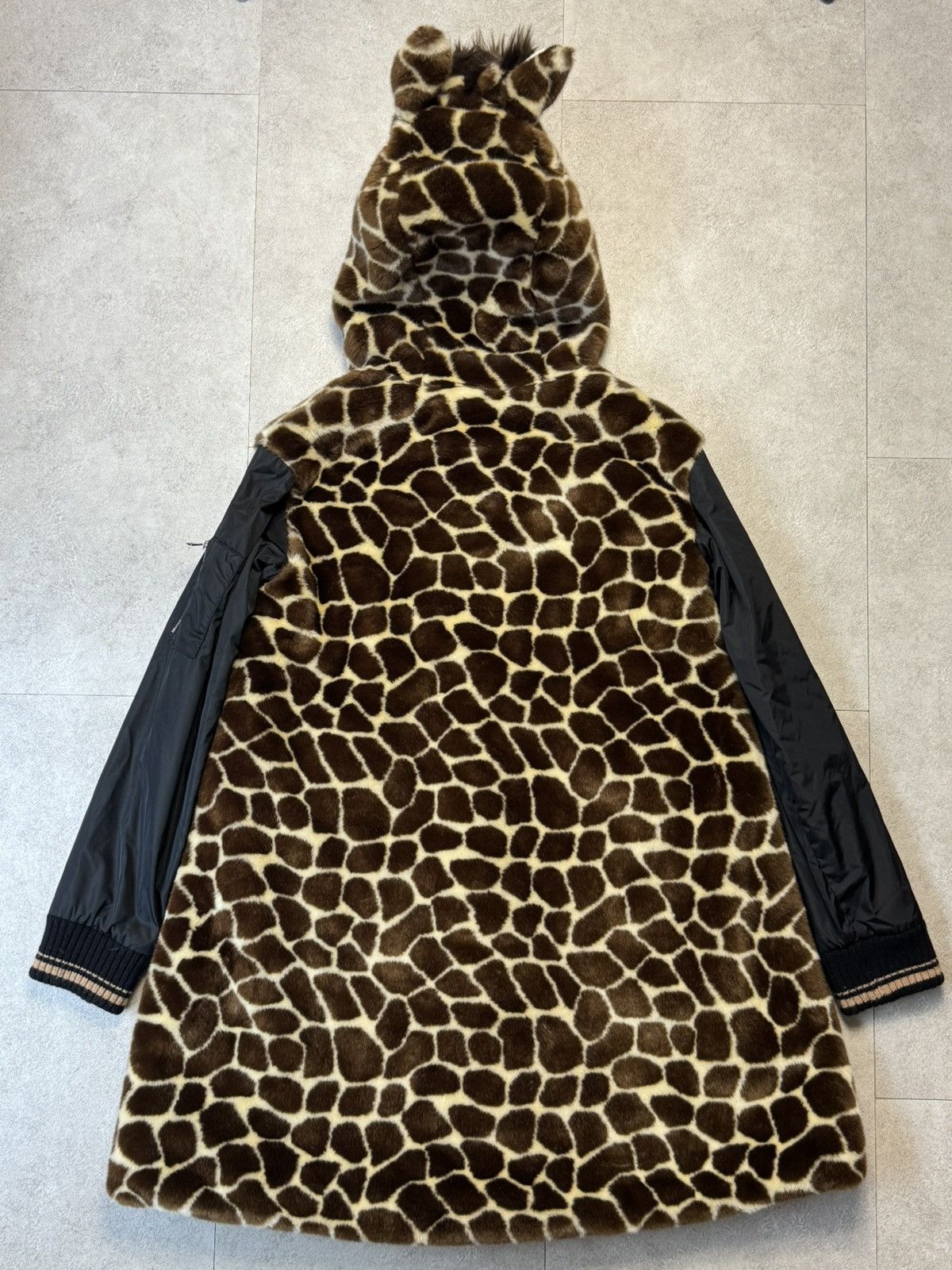 Dolce & Gabbana Dolce&Gabbana Giraffe Fur Coat Jacket Size US M / EU 48-50 / 2 - 2 Thumbnail