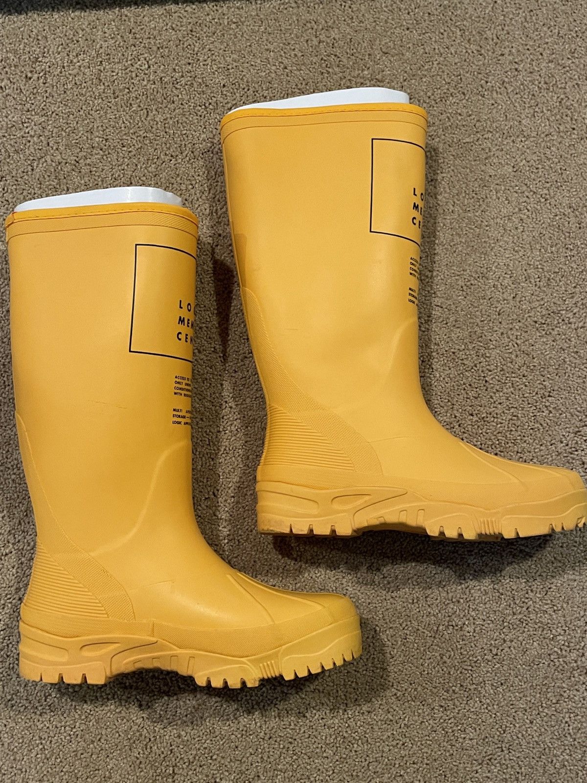 Undercover Undercover Yellow Rain Boots Size US 10.5 / EU 43-44 - 3 Thumbnail
