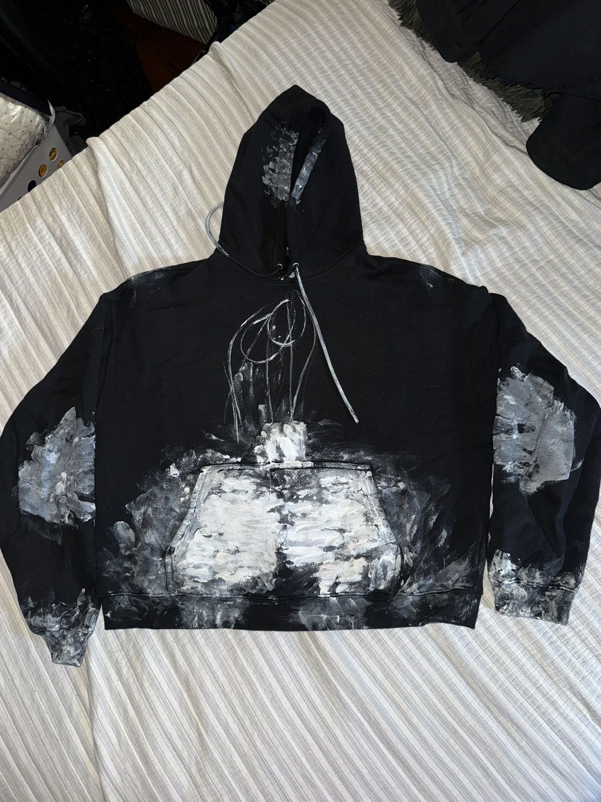 【BALENCIAGA】コットン フーディー ペイントスプラッター Balenciaga Circuit Worn-Out スニーカー | ブラック | FARFETCH JP
