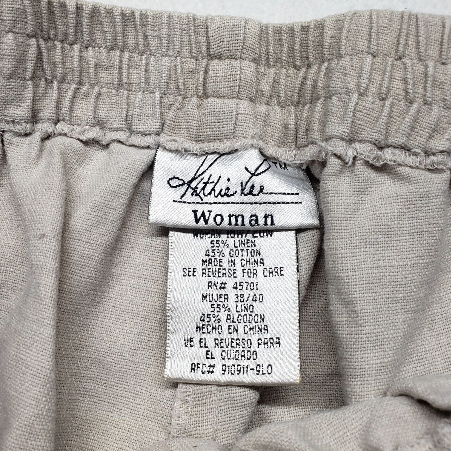 Lee Klthie Lee Pants Adult Womens 20W Solid Tan Brown Elastic Waist Pull On Khakis 18W/20W Vintage: No © Size 42" / US 20 - 3 Thumbnail