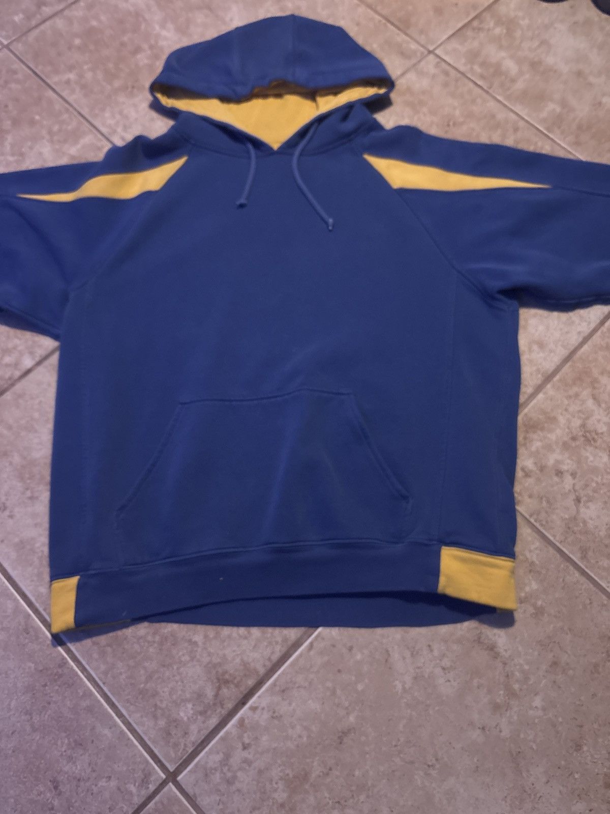 Vintage Blue and Yellow Hoodie Size US L / EU 52-54 / 3 - 4 Thumbnail