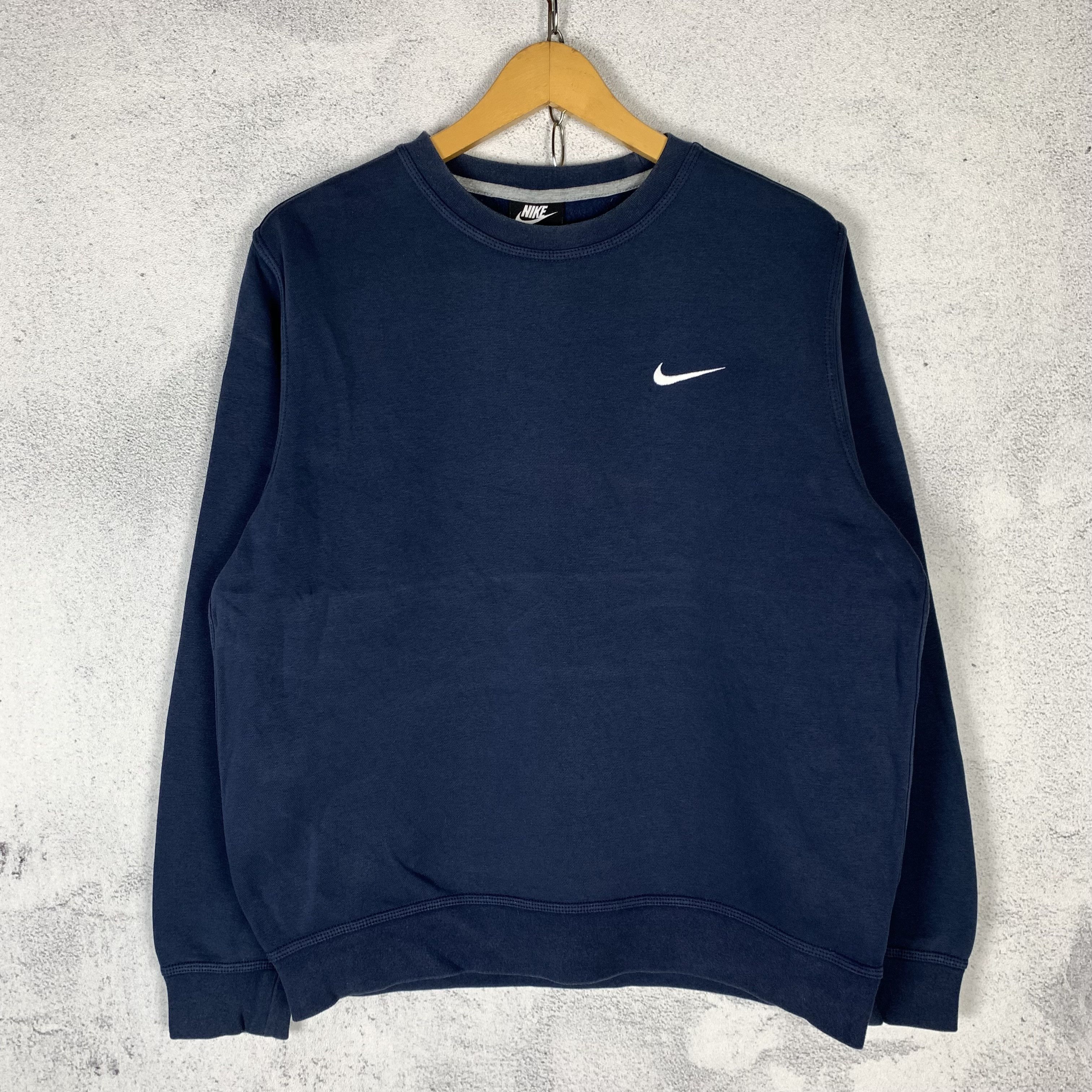 Nike Nike Y2K Swoosh Sweatshirt Crewneck Size US L / EU 52-54 / 3 - 1 Thumbnail