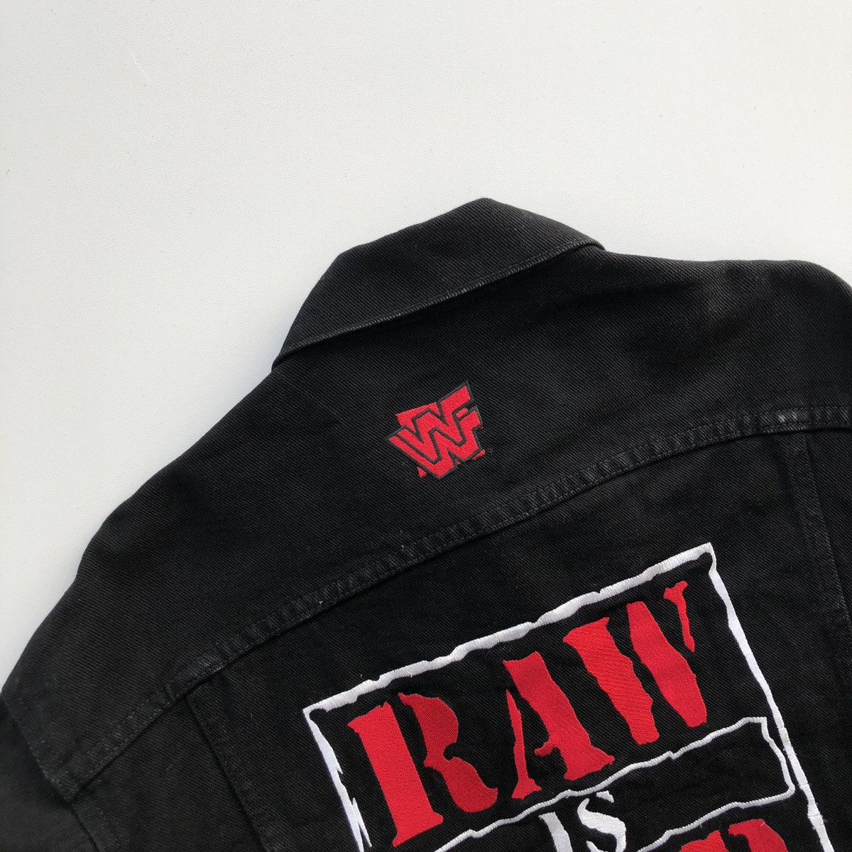 WWF WWF Raw is War 1993 War Zone Vintage Denim Washed Jacket WWE Size US M / EU 48-50 / 2 - 10 Thumbnail