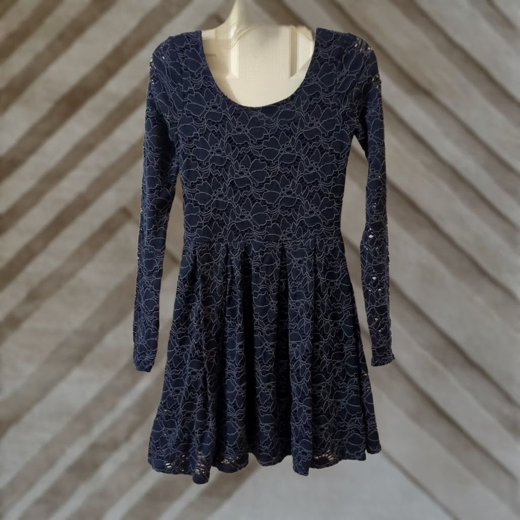 Free People Free People Womans XS Long Sleeve Mini Dress Navy Blue Lace Boho Chic Floral Pattern Dress, Bohemian, Regular, Short, Women, Fall Spring Summer, XS Size XS / US 0-2 / IT 36-38 - 1 Thumbnail