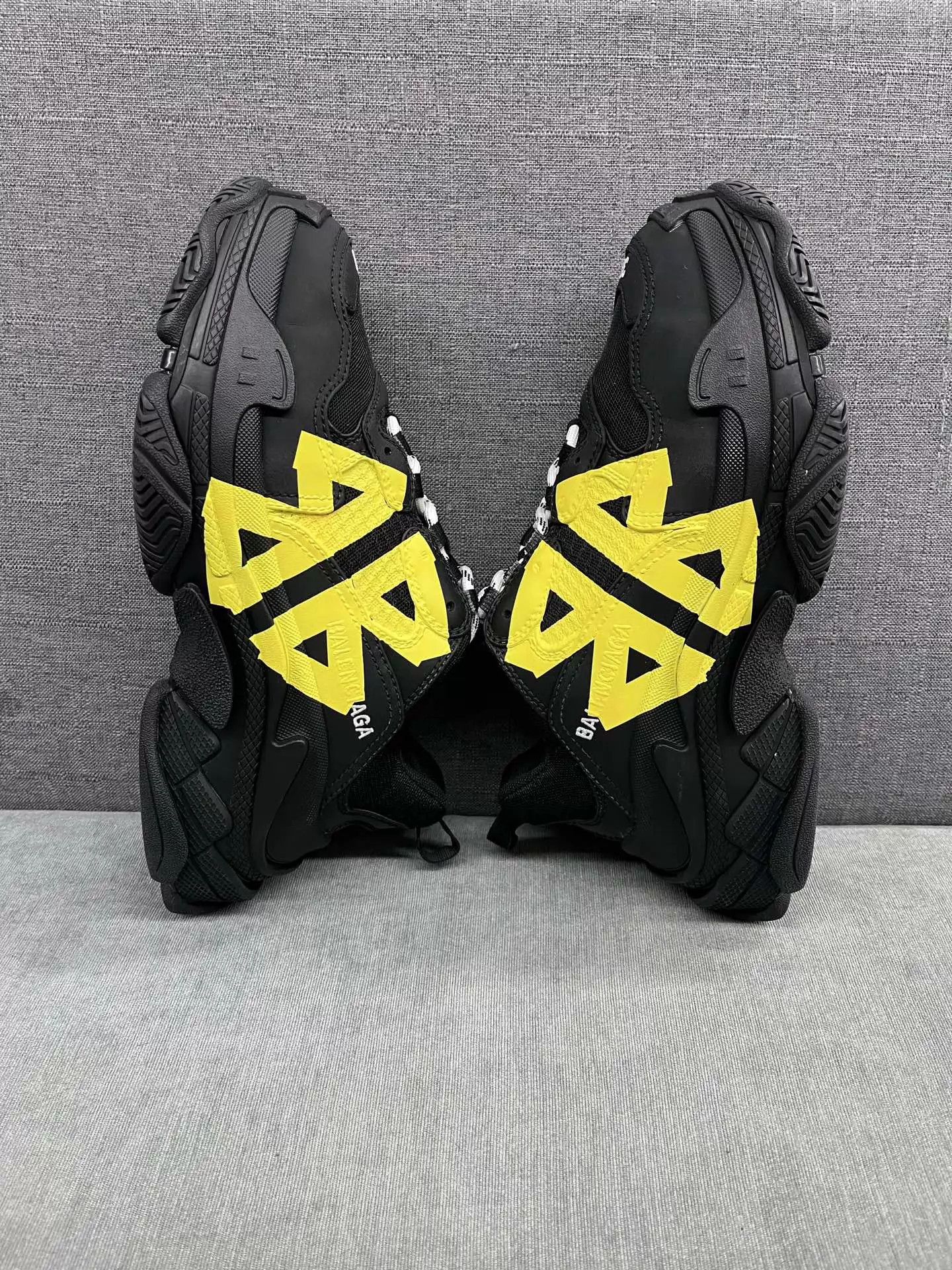 Balenciaga Balenciaga Triple S 25ss Black Yellow Double B 38 Size US 8 / IT 38 - 3 Thumbnail
