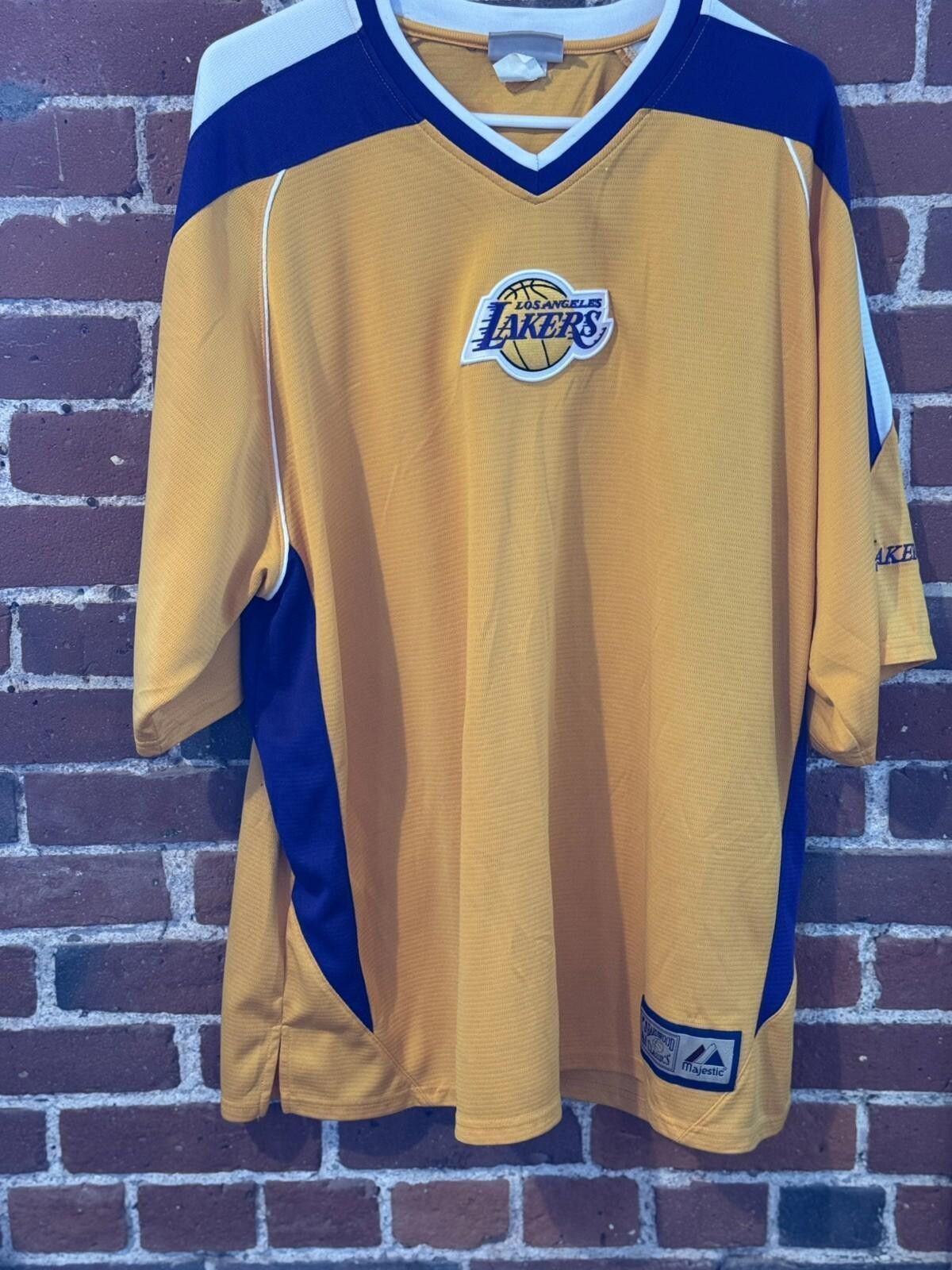 Majestic Los Angeles LA Lakers Majestic Shooting Shirt Men 2XL Yellow Size US XXL / EU 58 / 5 - 1 Thumbnail