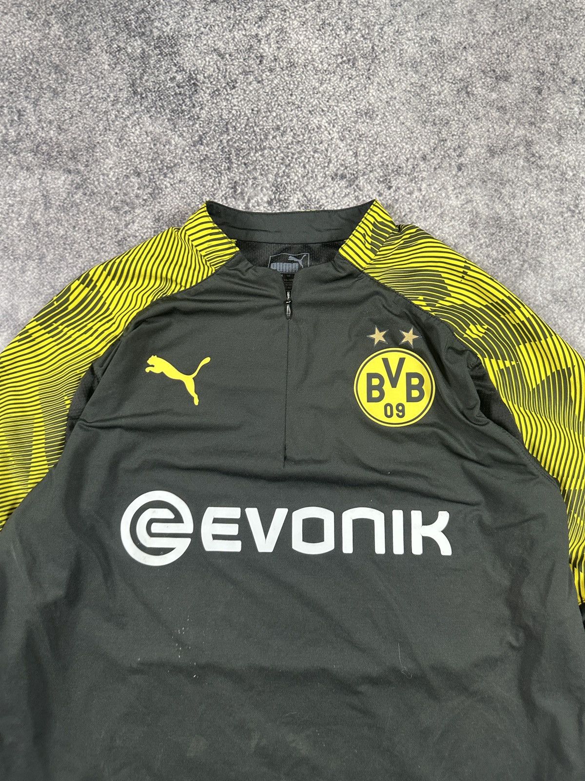 Puma Puma Borussia Dortmund Soccer Jacket Streetwear Rare S Size US S / EU 44-46 / 1 - 2 Thumbnail