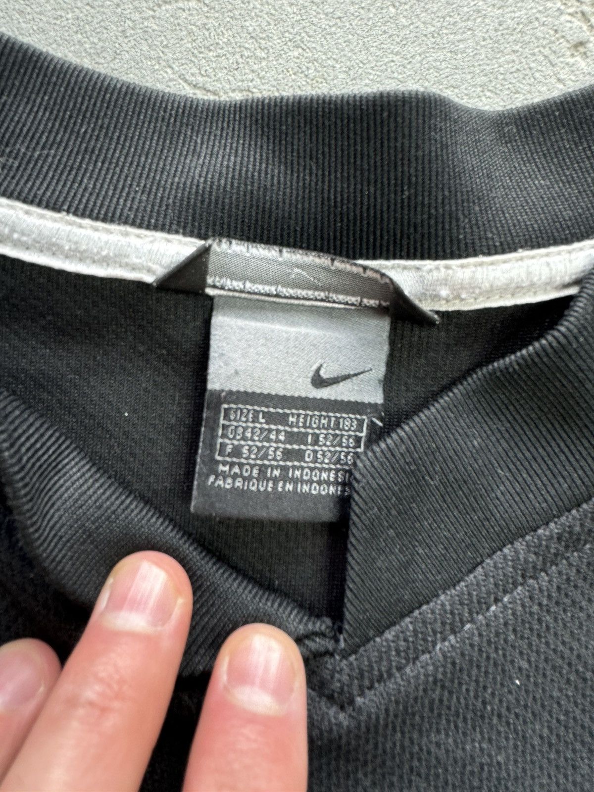 Nike × Vintage Nike Vintage Jersey T Shirt Soccer Center Swoosh Logo Tee L Size US L / EU 52-54 / 3 - 4 Thumbnail