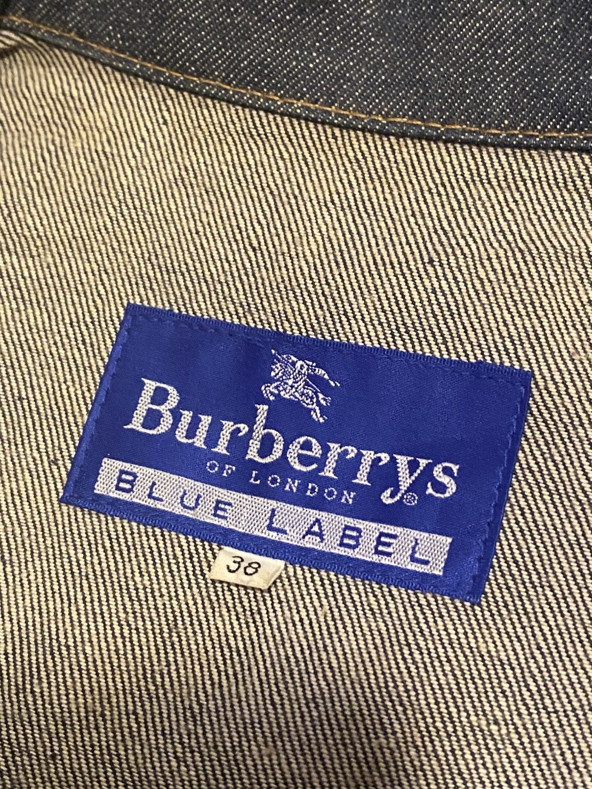 Burberry × Designer × Japanese Brand VINTAGE BURBERRY BLUE LABEL RAW DENIM JACKET Size XS / US 0-2 / IT 36-38 - 6 Thumbnail