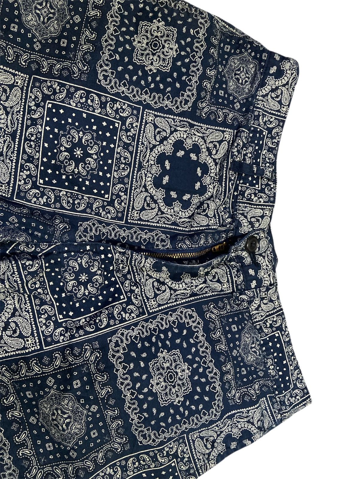 GU GU PAISLEY BANDANA SHORTPANT Size US 30 / EU 46 - 4 Thumbnail