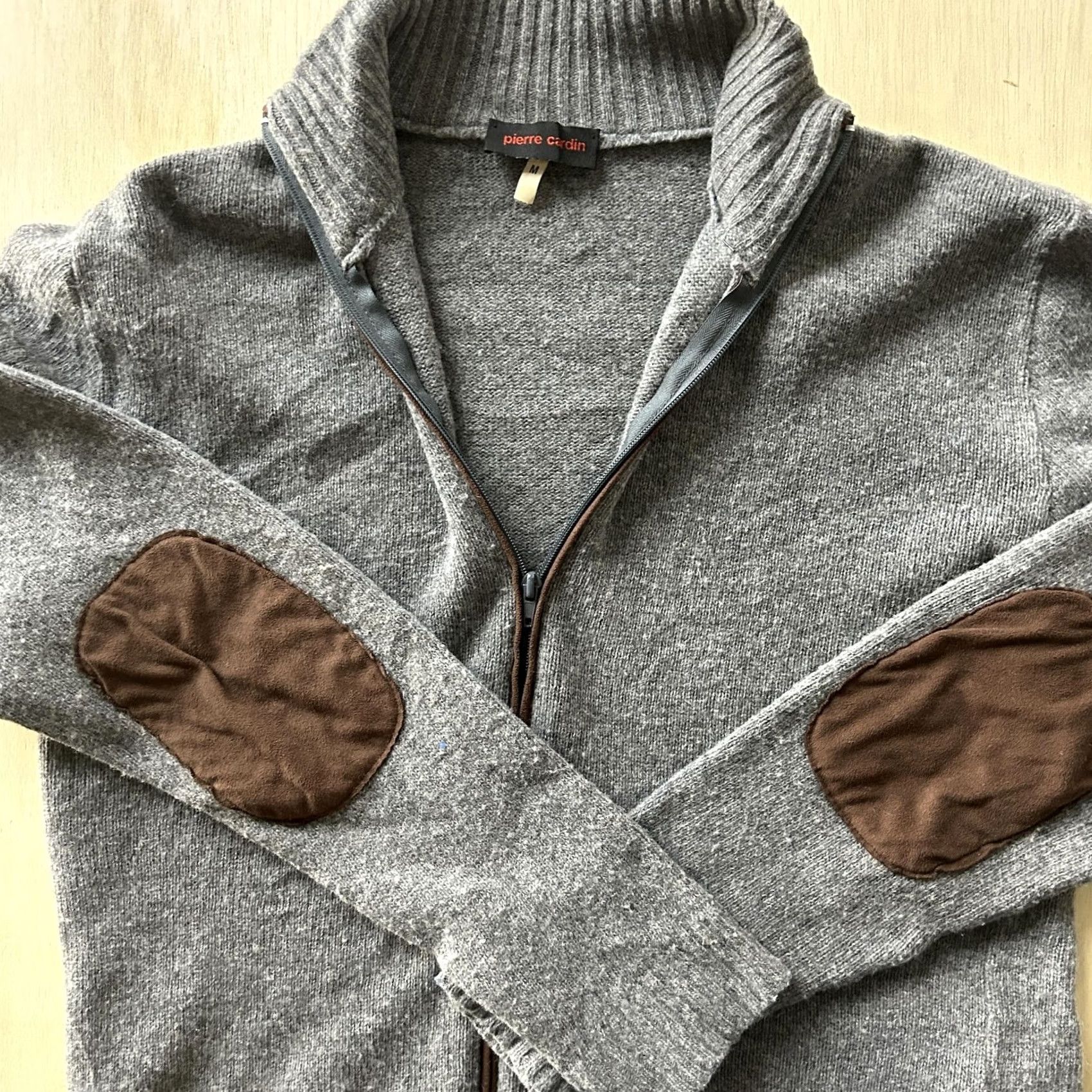 Pierre Cardin VINTAGE Pierre Cardin Sweater Mens M Gray Full Zip Mock Neck Elbow Patch Size US M / EU 48-50 / 2 - 3 Thumbnail