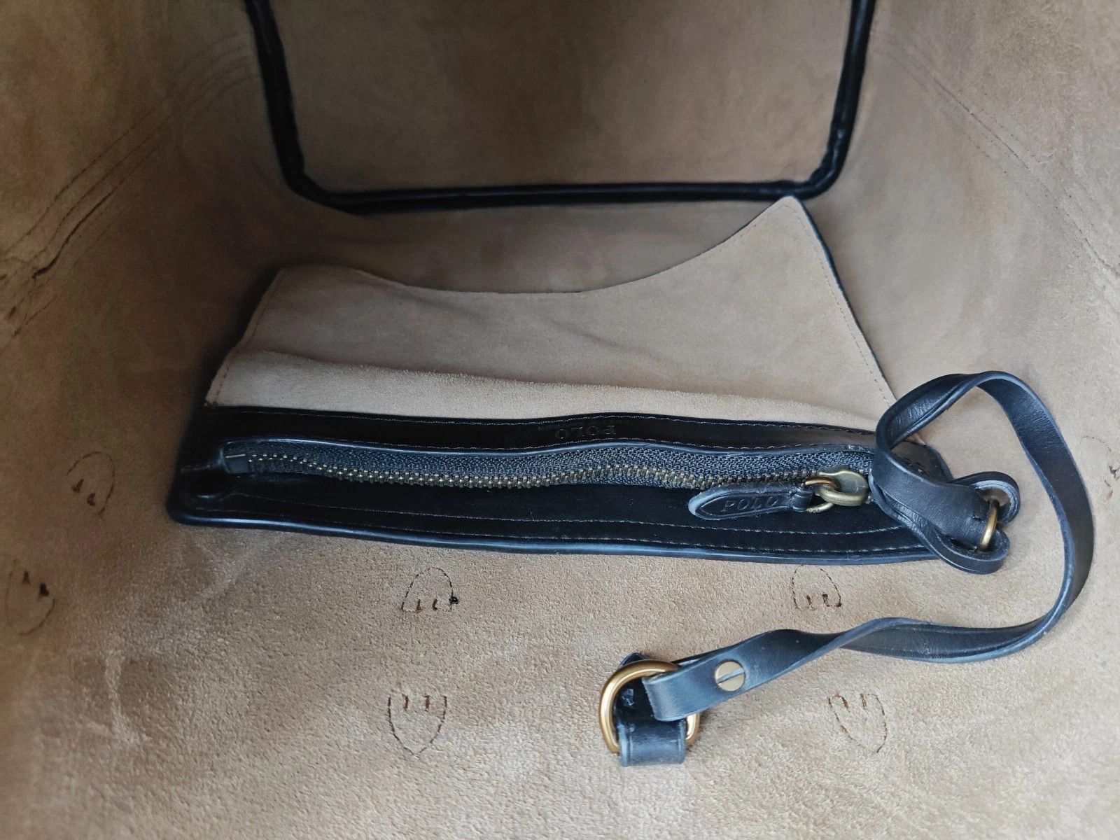 Polo Ralph Lauren Polo Ralph Lauren Bellport Leather Large Bucket Bag FTP 0007 Size ONE SIZE - 7 Thumbnail