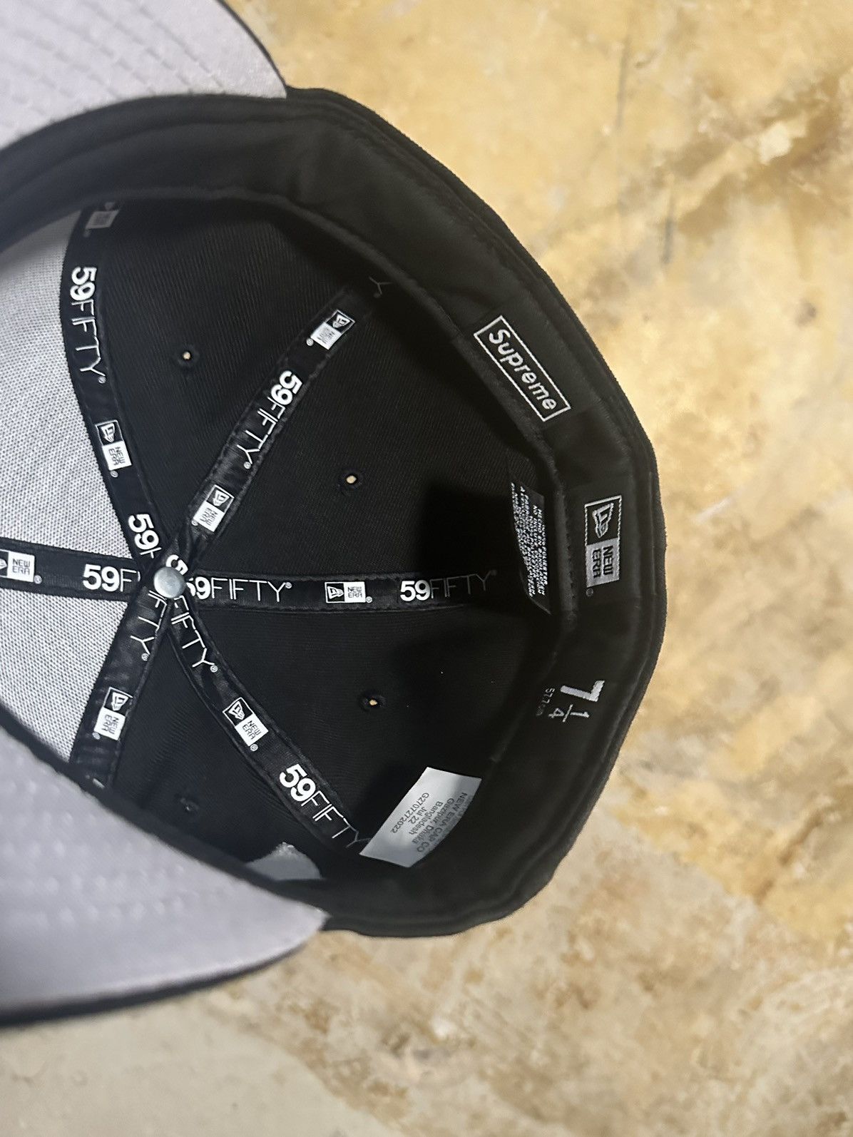 Supreme Supreme Money Box Logo New Era Black 7 1/4 Fitted