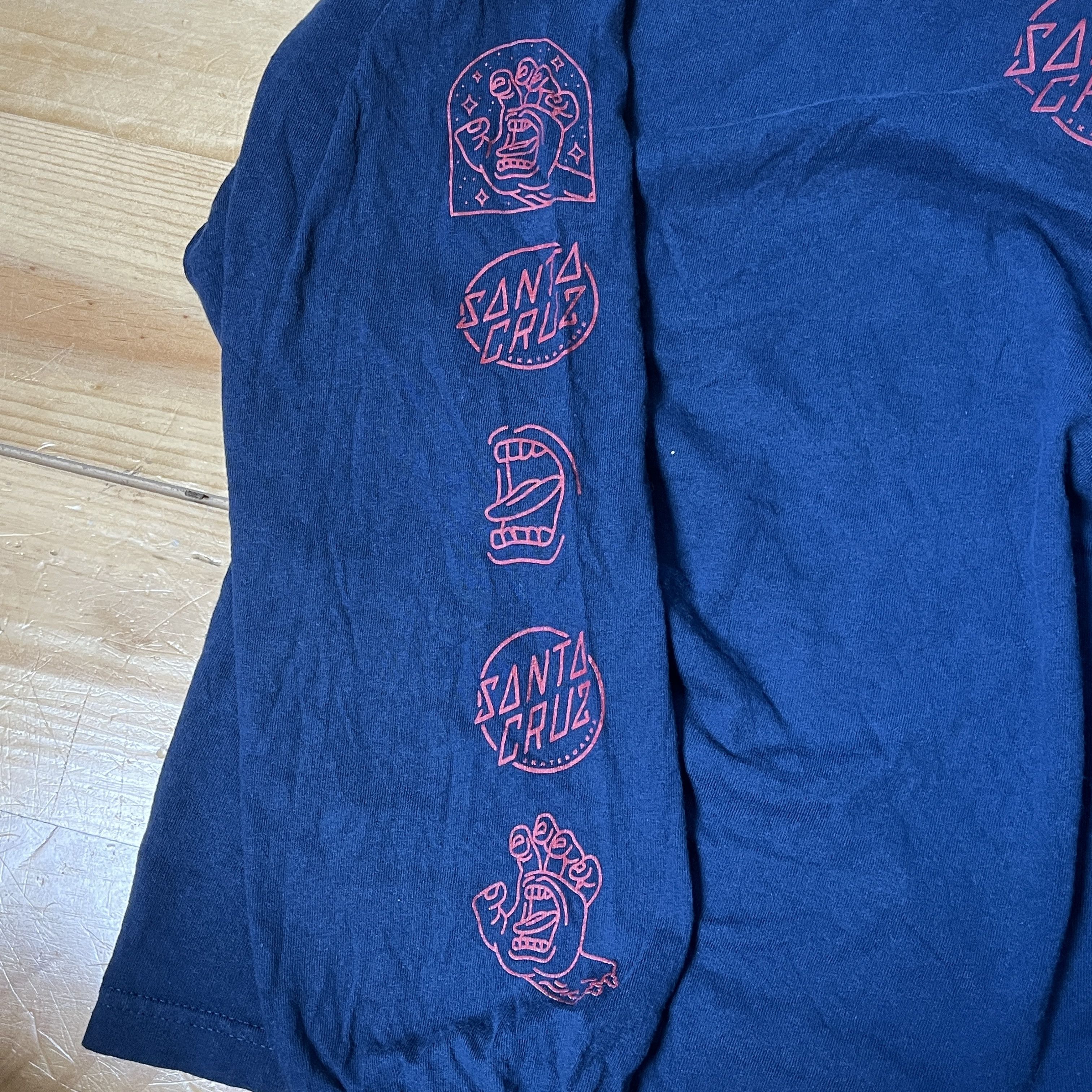 Other Santa Cruz Screaming Hand Long Sleeve Tee XL Navy Skate Size US XL / EU 56 / 4 - 4 Thumbnail
