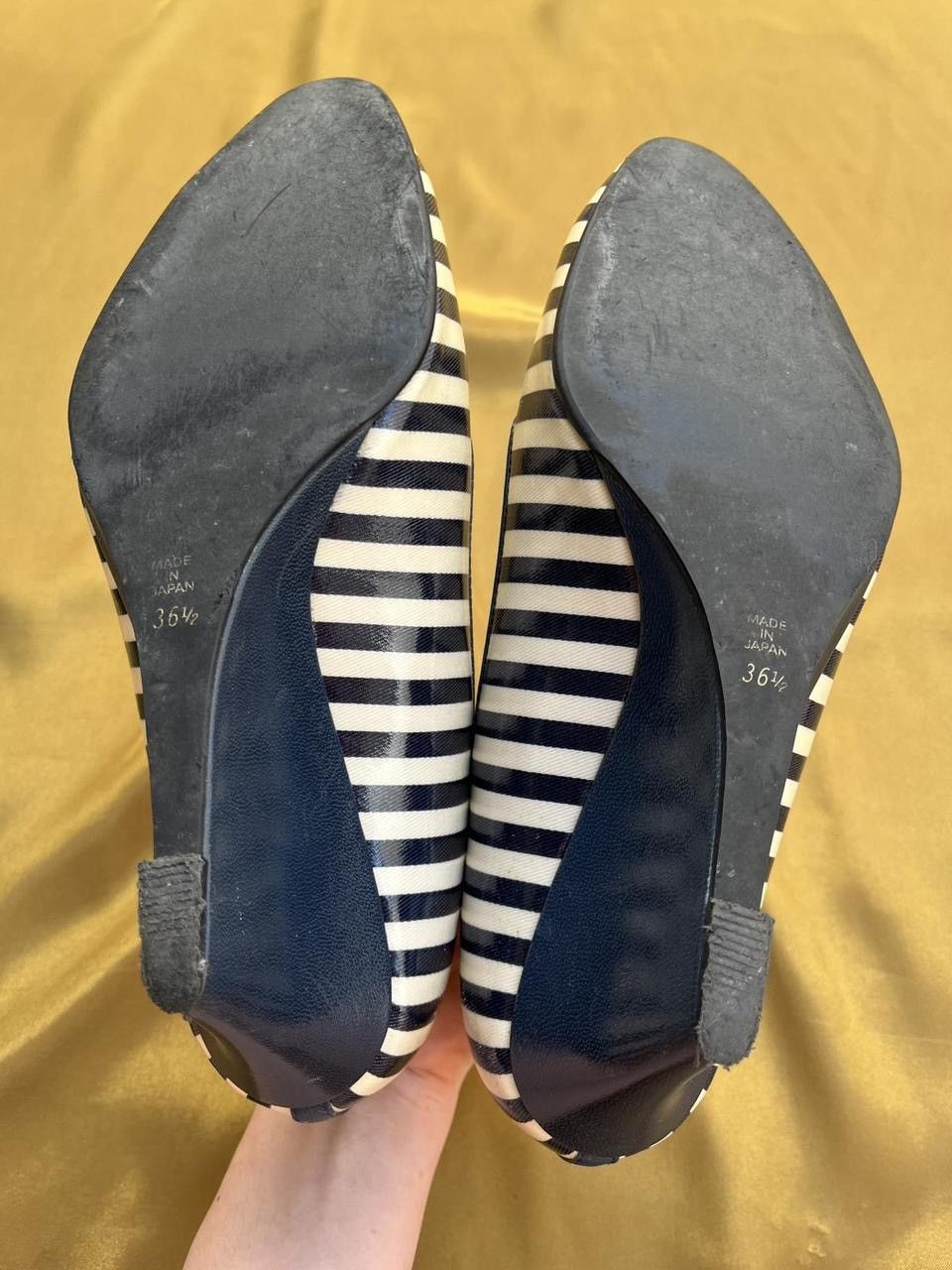 Japanese Brand VIO navy blue & cream wedge loafers Size US 6 / IT 36 - 6 Thumbnail