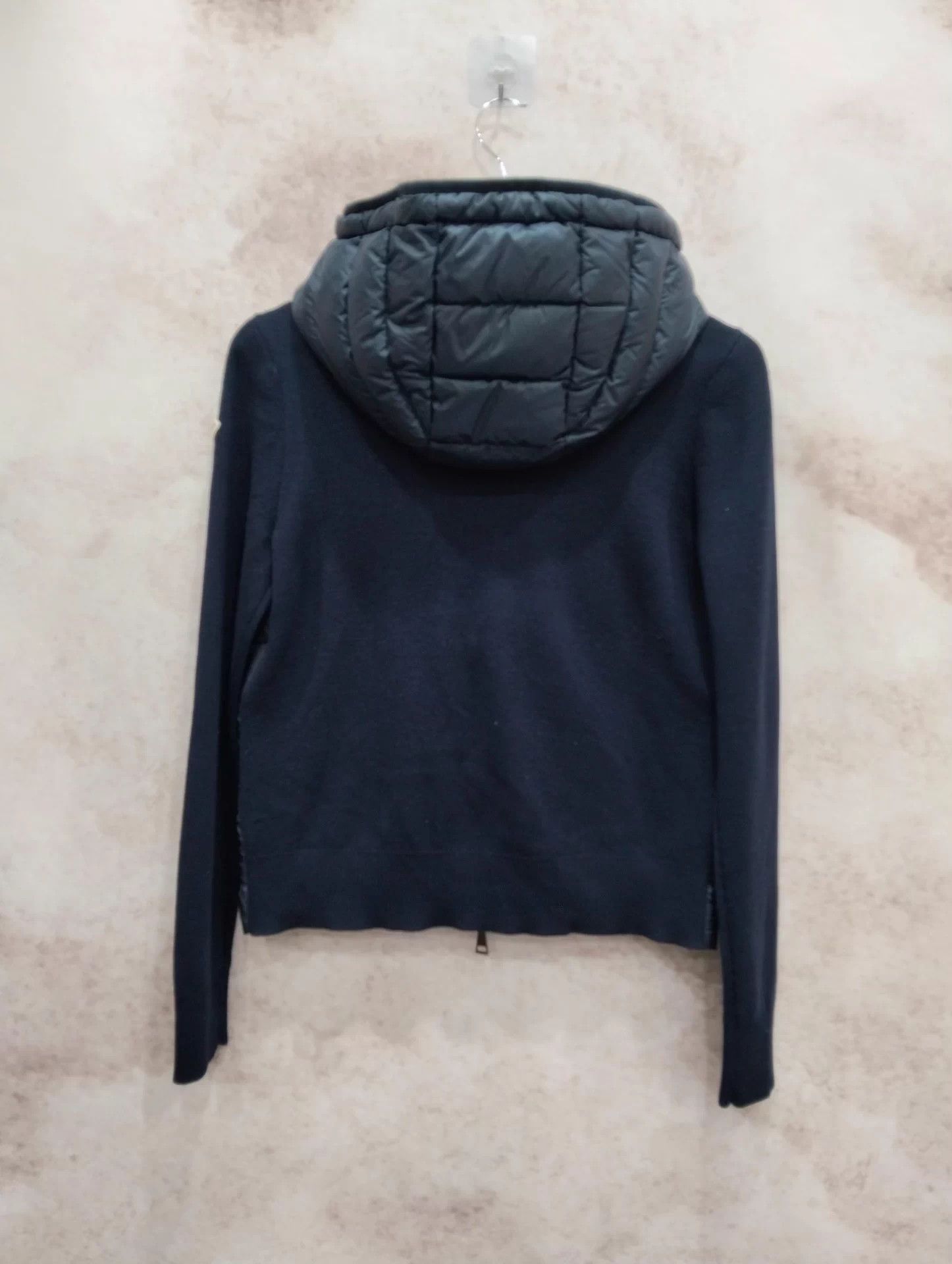 Moncler Moncler M Jacket Size M / US 6-8 / IT 42-44 - 2 Thumbnail