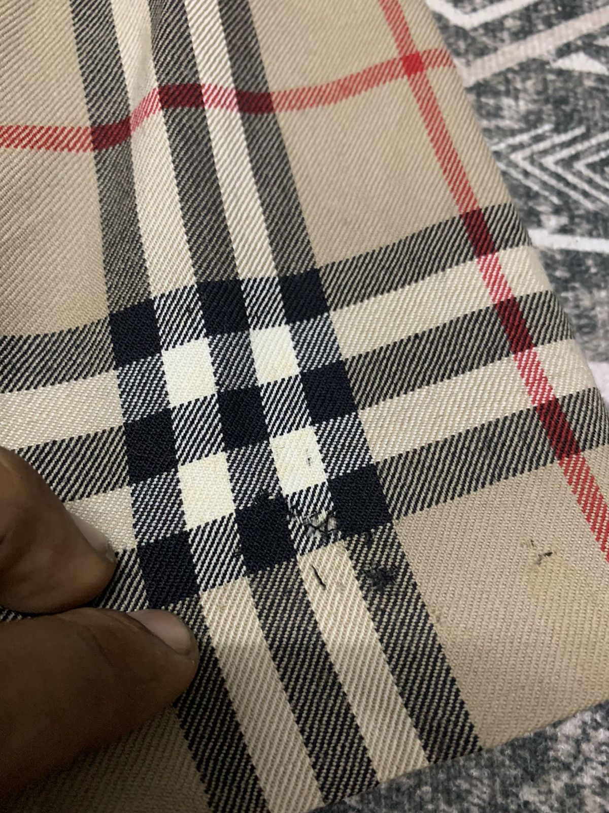 Burberry 90s BURBERRYS NOVA-CHECK WOOL MIDI SKIRT RARE Size 27" / US 4 / IT 40 - 3 Thumbnail
