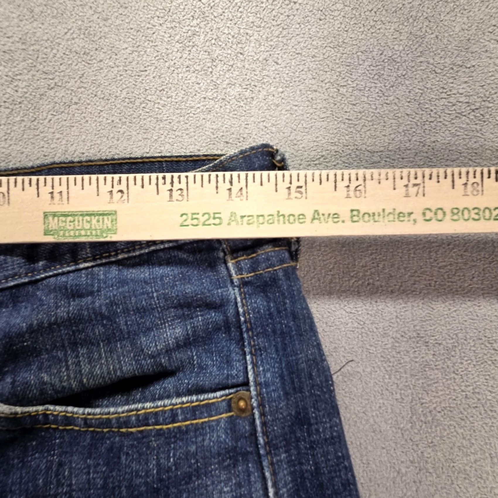 Levi's VINTAGE Levi's 501 Jeans Mens Regular 29x29 Blue Medium Wash Distressed Pockets 501 XX USA Whiskers Denim Button Fits 29 Mens Size US 29 - 3 Thumbnail