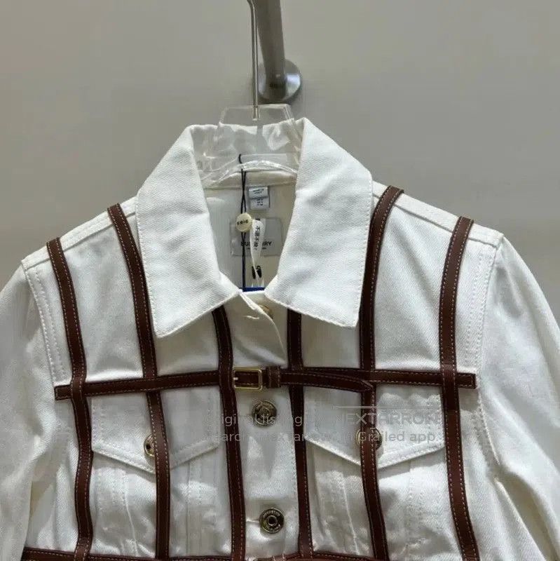 Burberry Burberry White Cotton Cropped Jacket. Size XS / US 0-2 / IT 36-38 - 3 Thumbnail