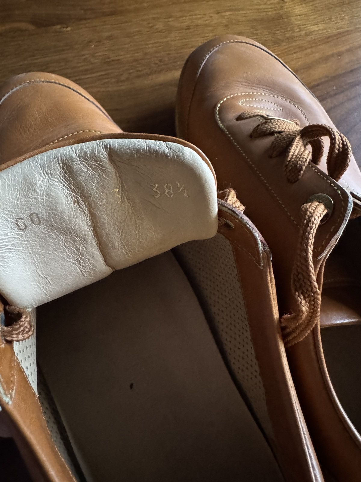 Louis Vuitton Louis Vuitton Cognac Leather Sneakers Size US 8.5 / IT 38.5 - 10 Thumbnail